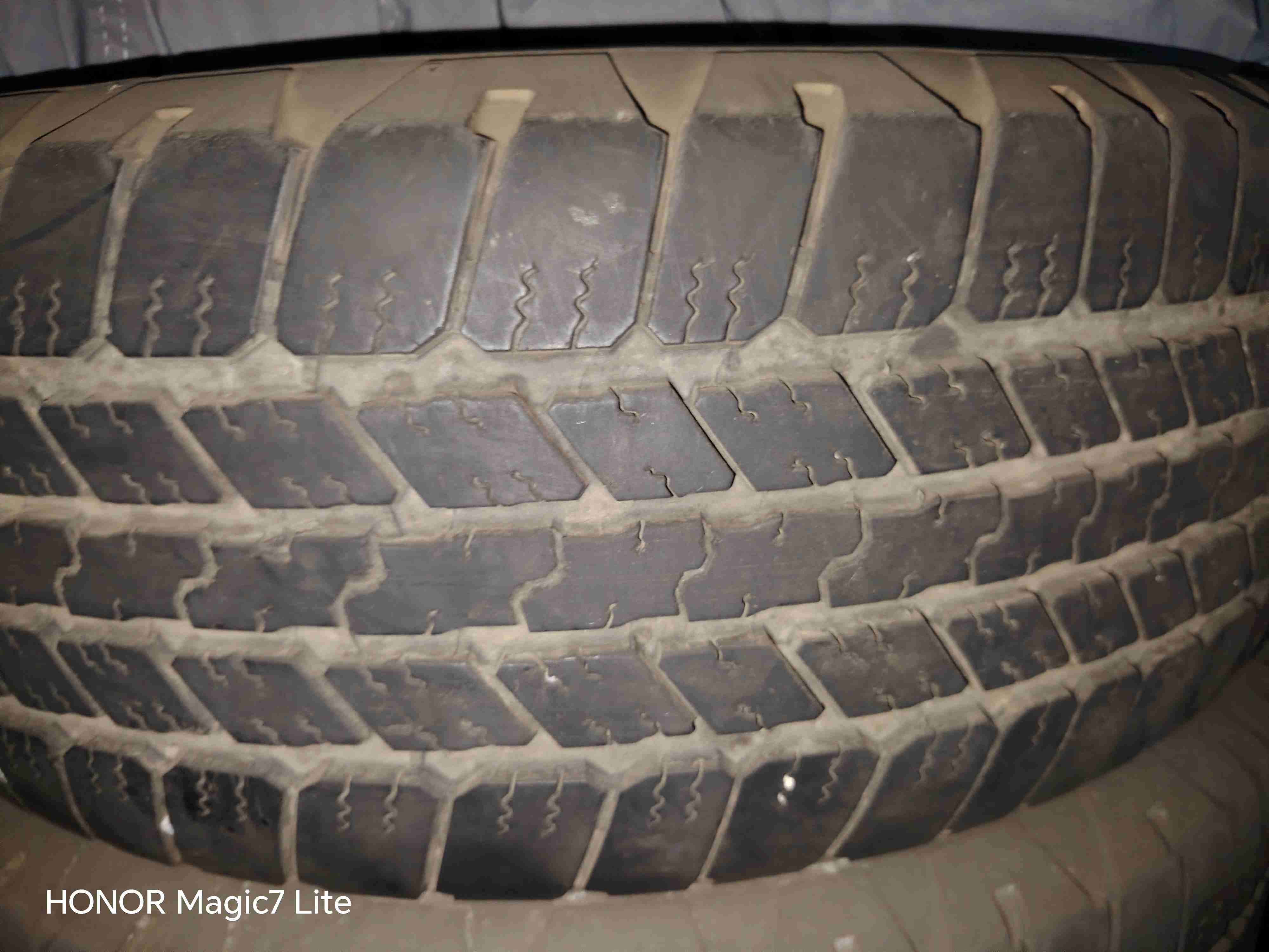 Neumáticos usados 4x4 - miniatura 2