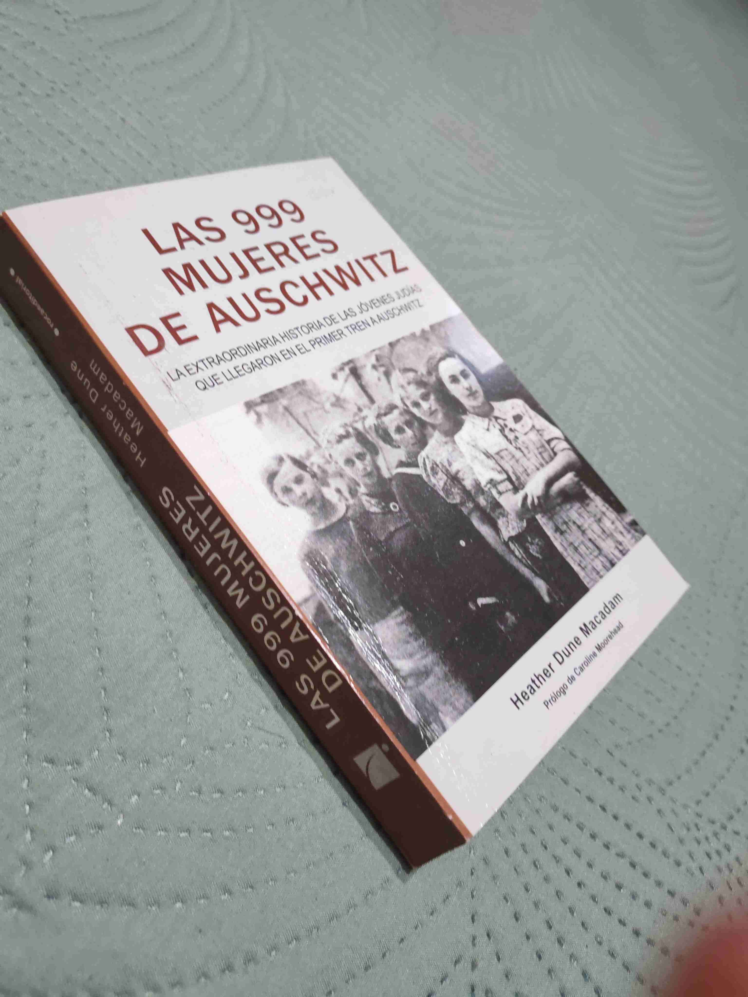 Libro 'Las 999 mujeres de Auschwitz' - miniatura 3