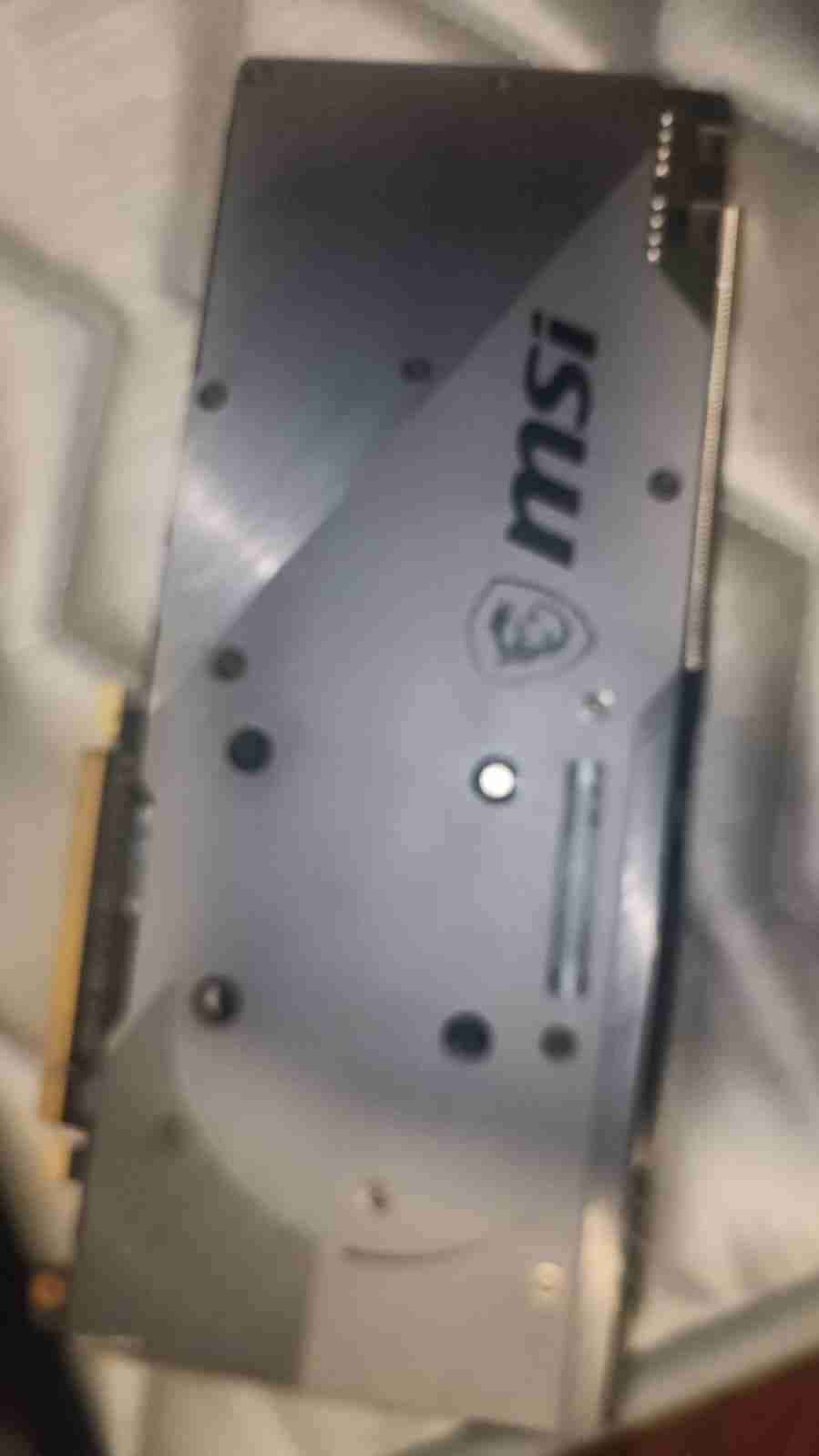 Tarjeta gráfica MSI Gaming - miniatura 5