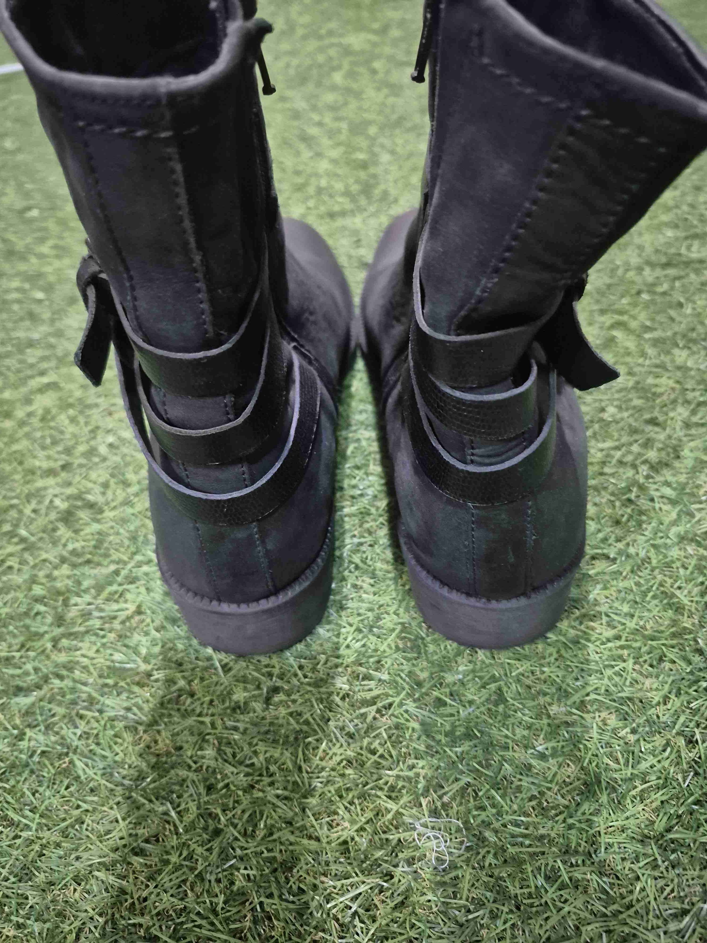 Botines negros de cuero - miniatura 3