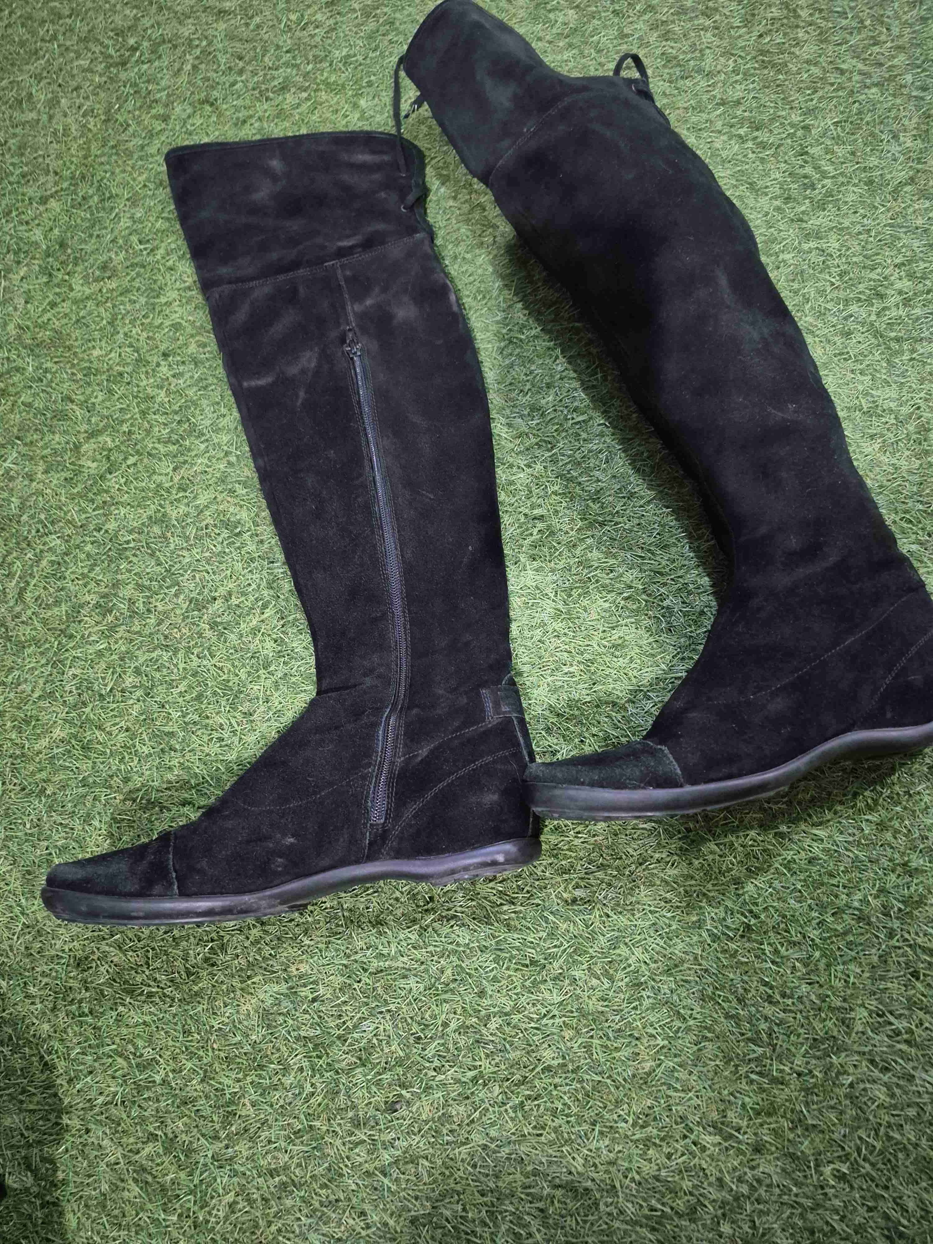 Botas negras altas de cuero  gamuza - miniatura 2