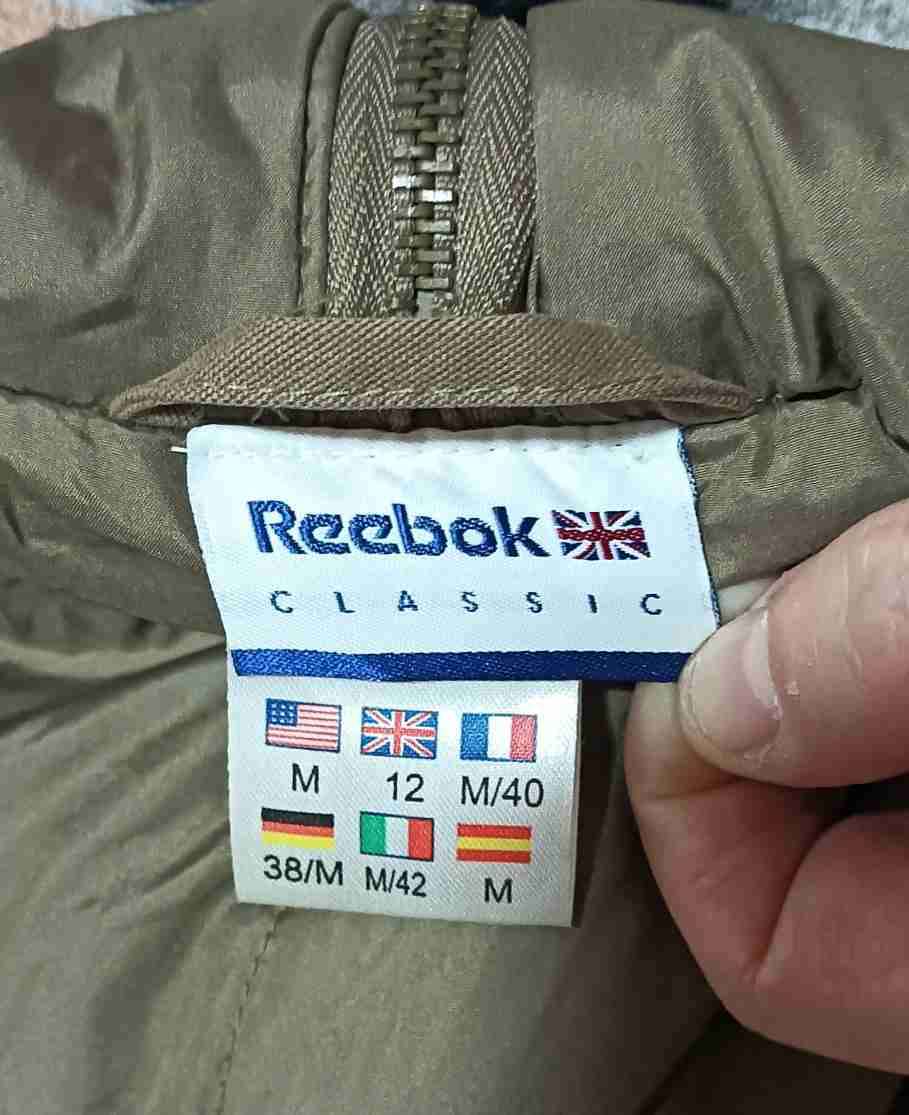 Chaqueta café con capucha - miniatura 5