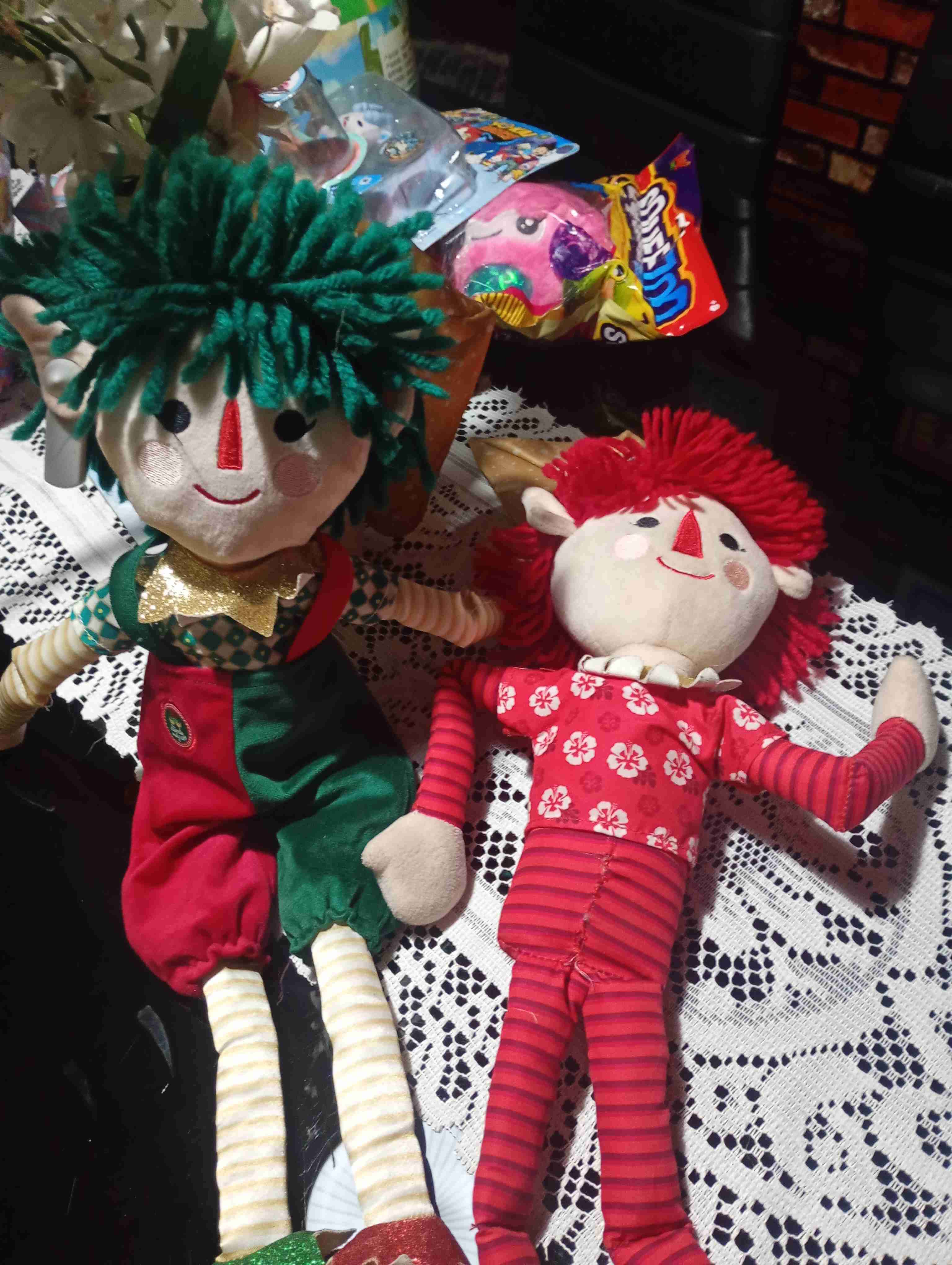 Muñecos de tela coloridos - miniatura 2