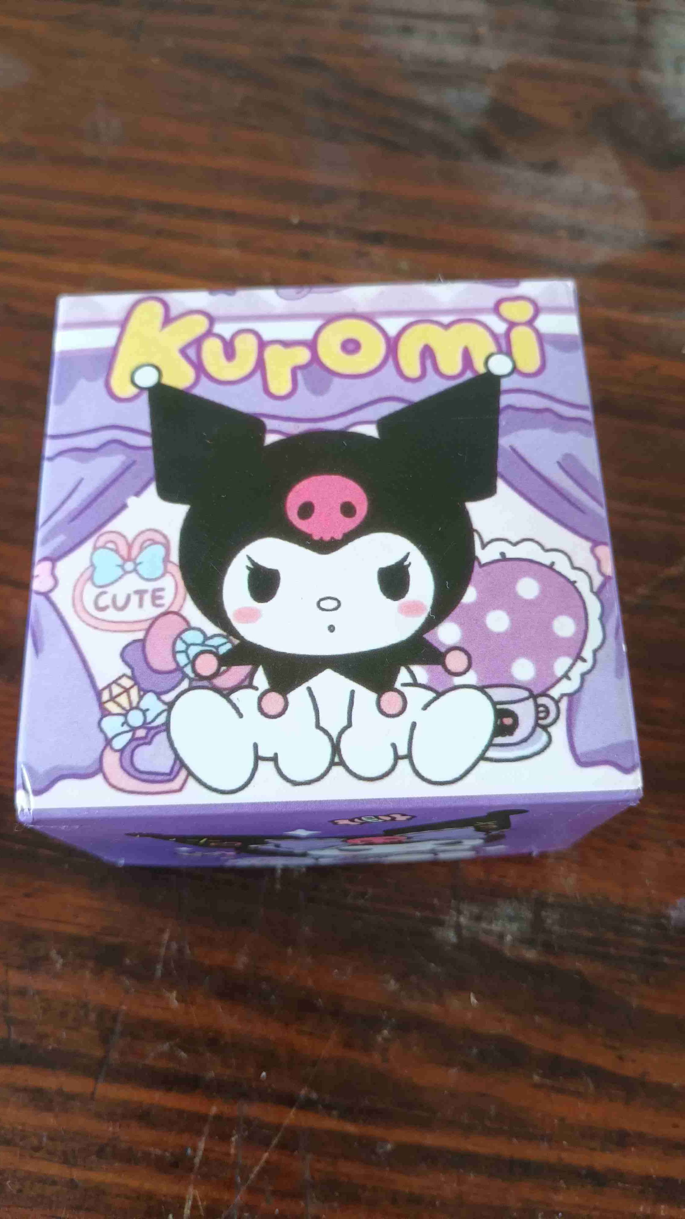 Reloj con diseño kuromi - miniatura 3