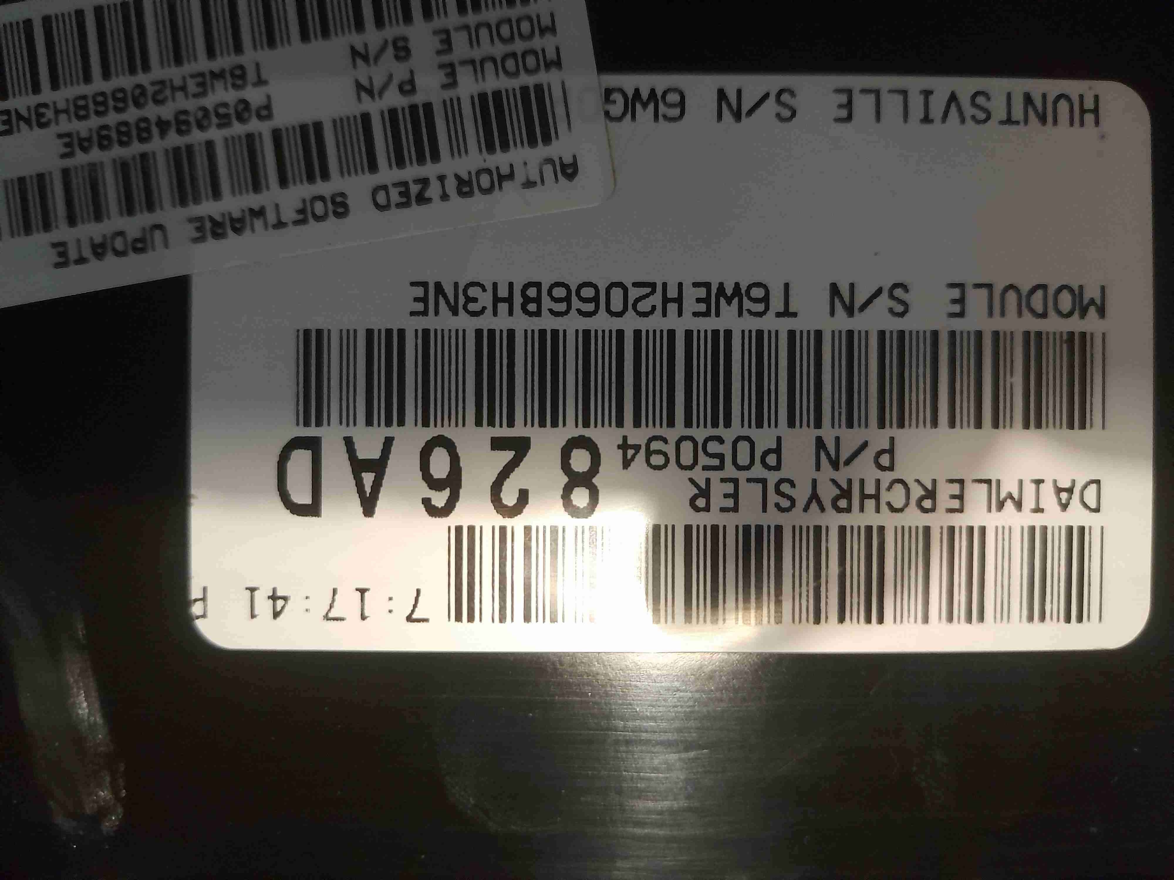 Módulo de control Chrysler Pacifica - miniatura 2
