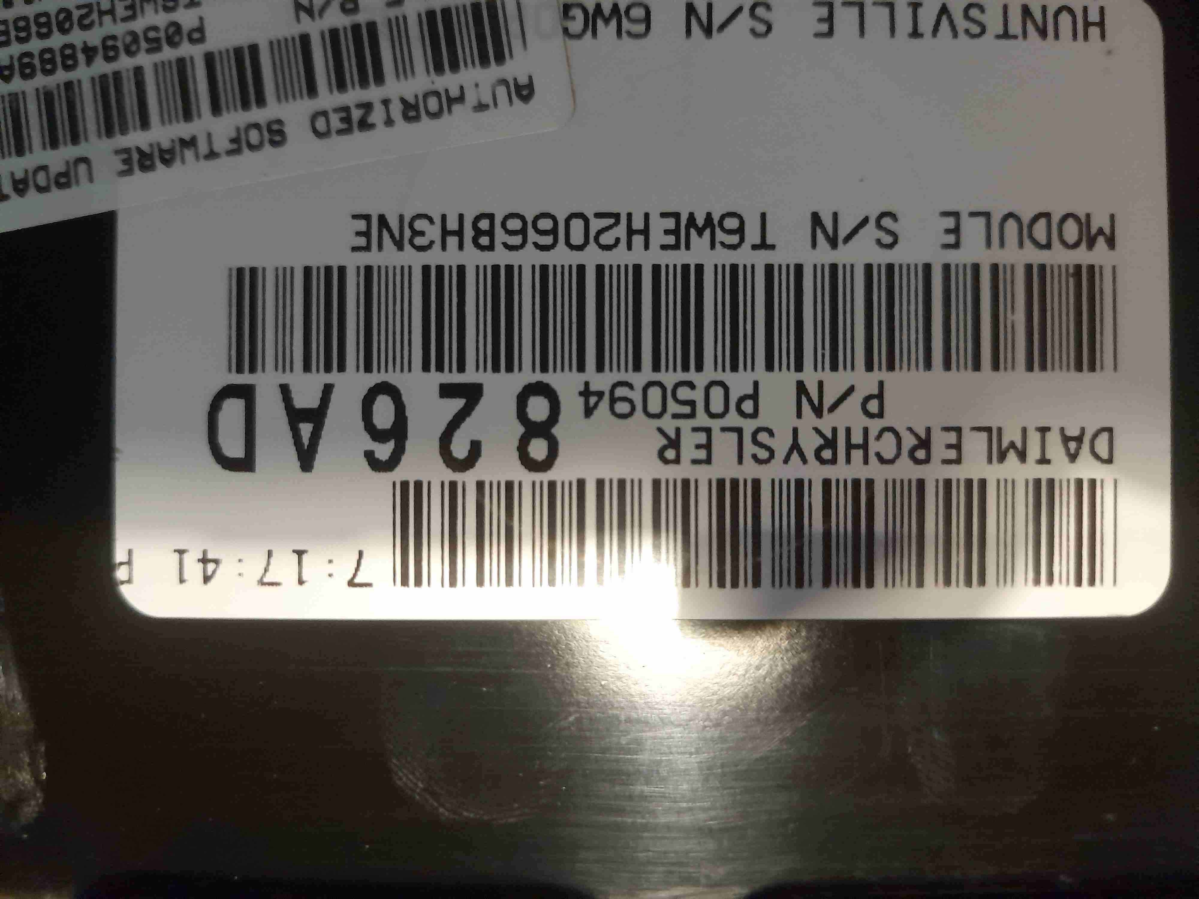Módulo de control Chrysler Pacifica - miniatura 3
