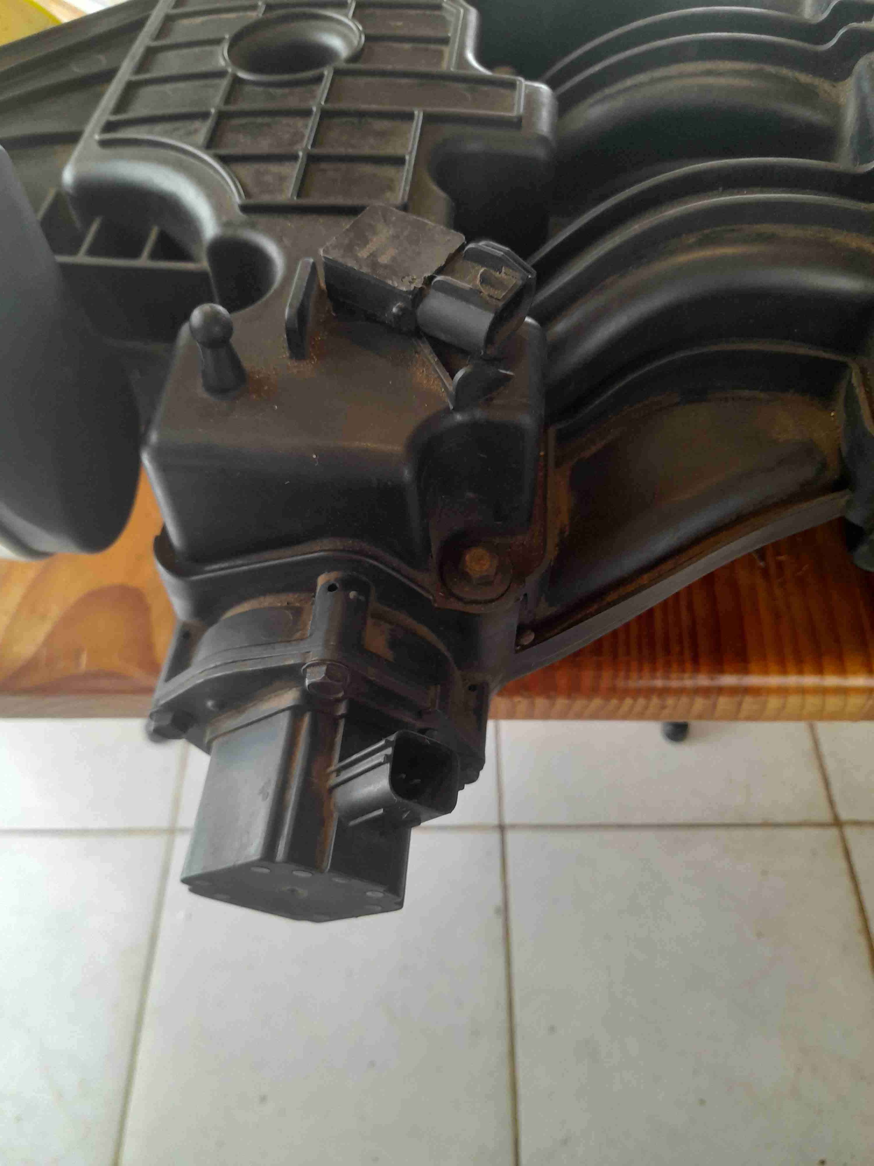 Múltiple de admisión chrysler pacifica - miniatura 4