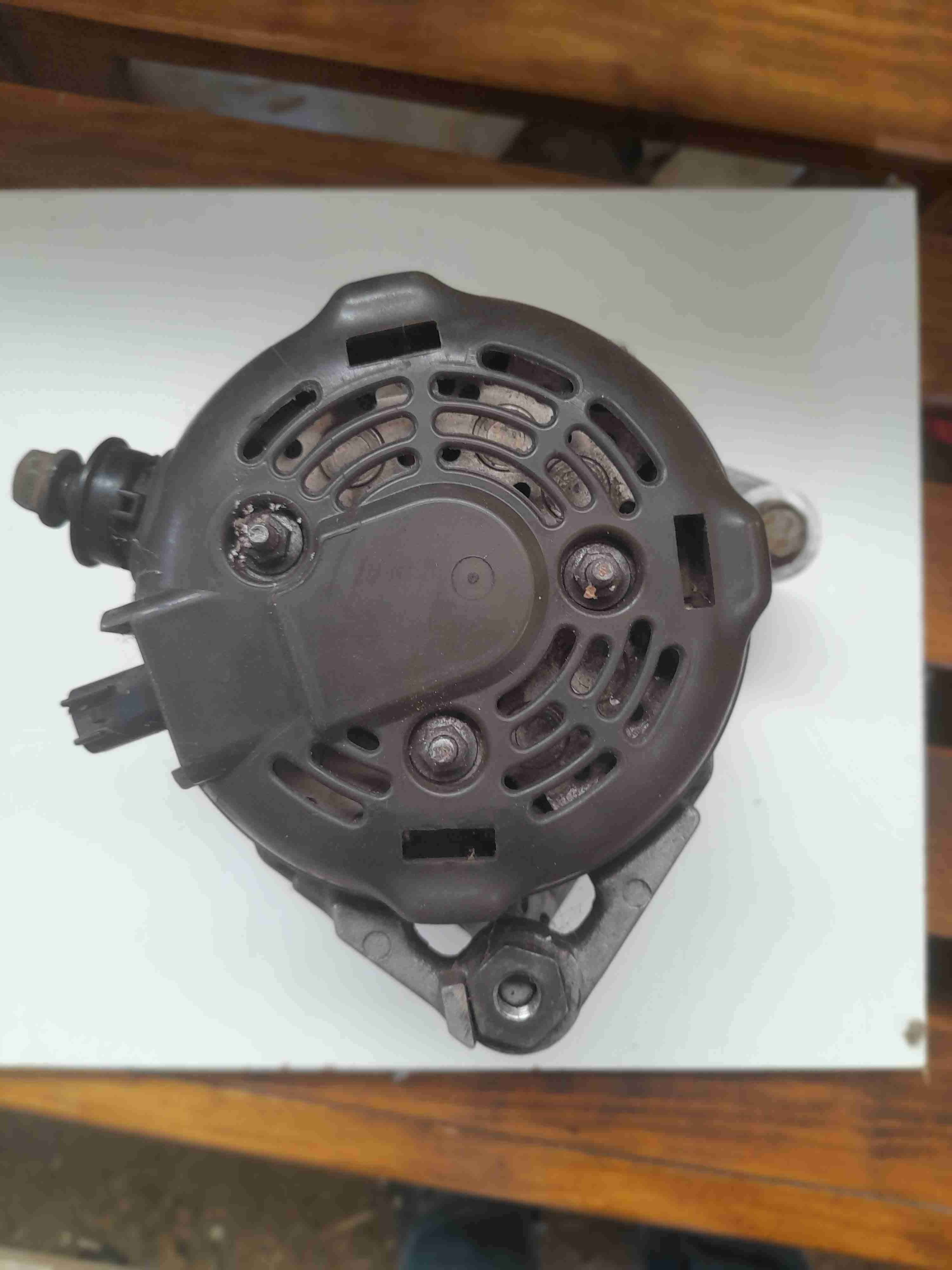 Alternador de chrysler pacifica - miniatura 2