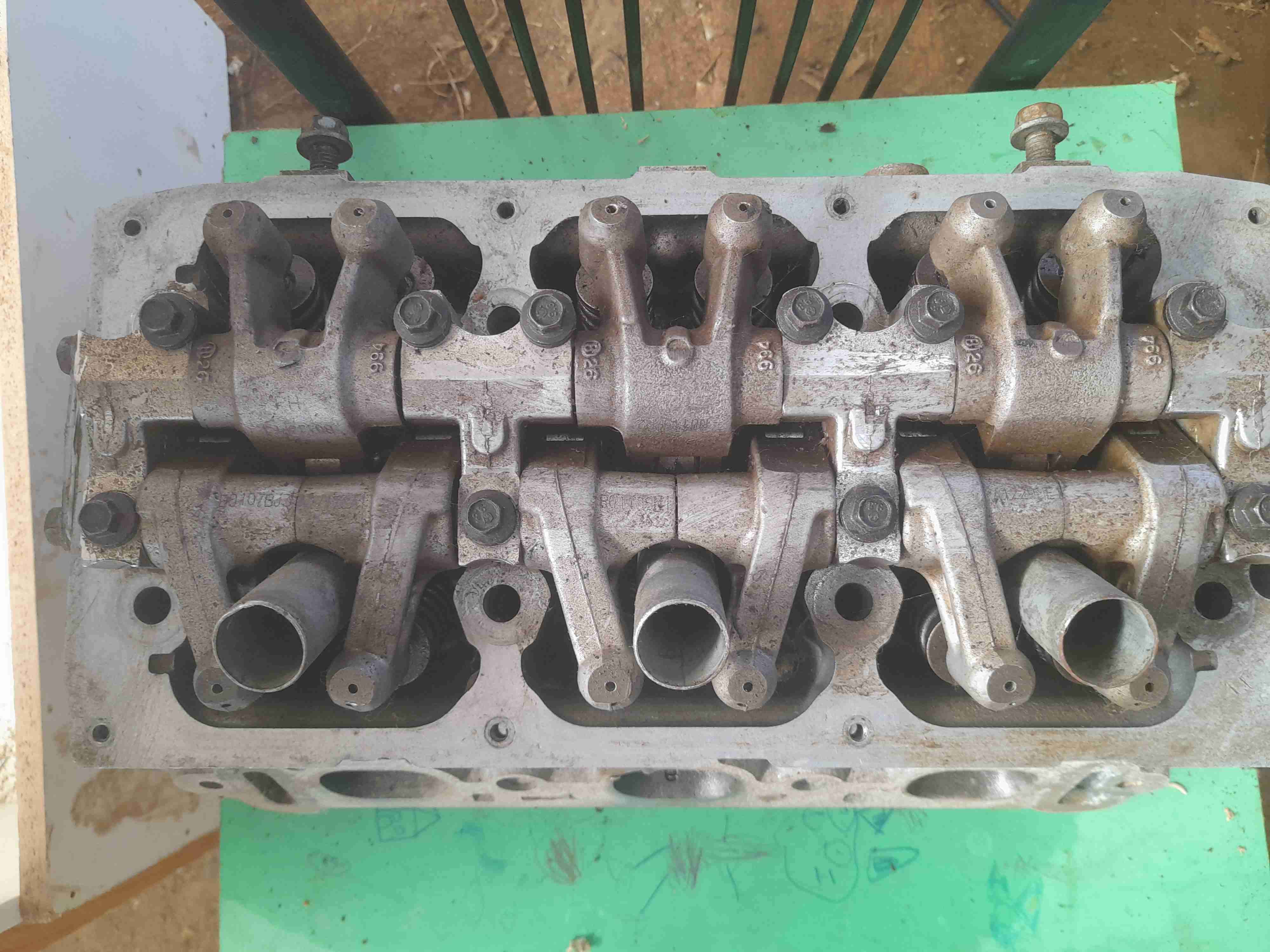 Culatas chrysler Pacifica 4.0 año 2007 - miniatura 2