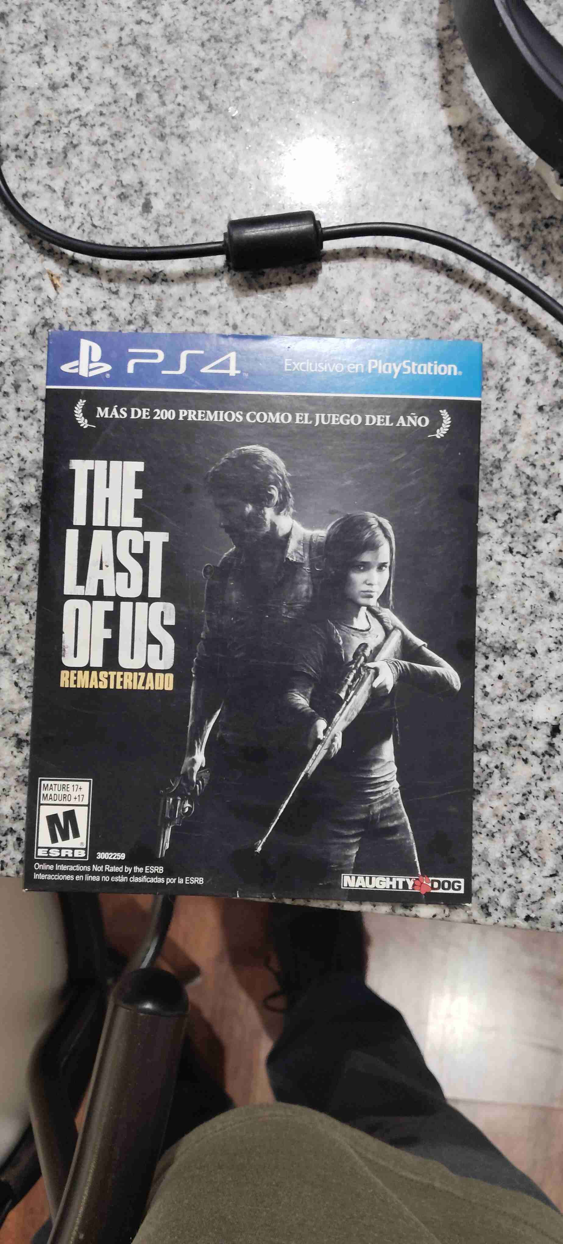 PS4 Slim 1TB + 1 mando + 3 clásicos originales - miniatura 5