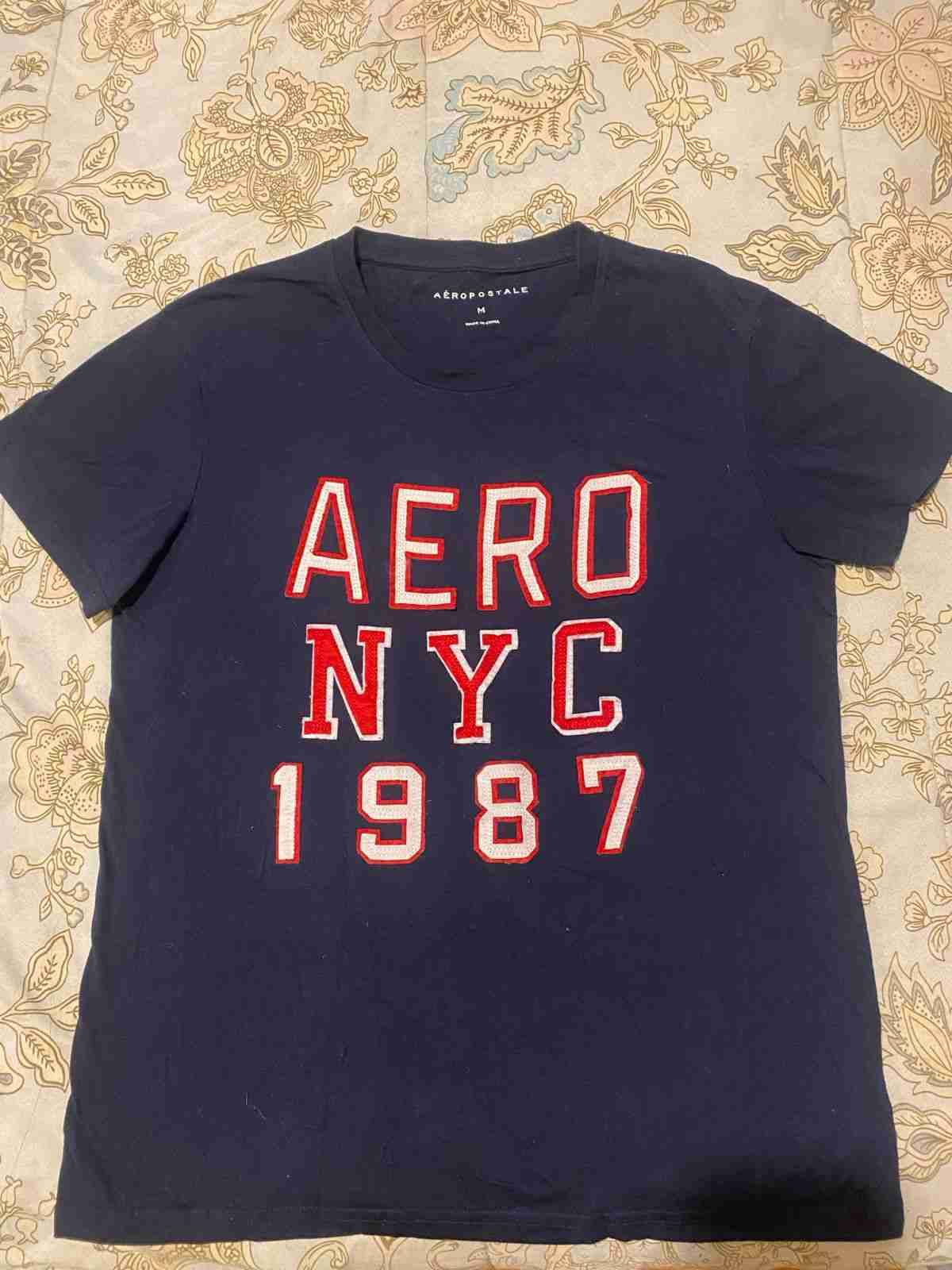 Polera Aeropostale azul "Aero NYC 1987"