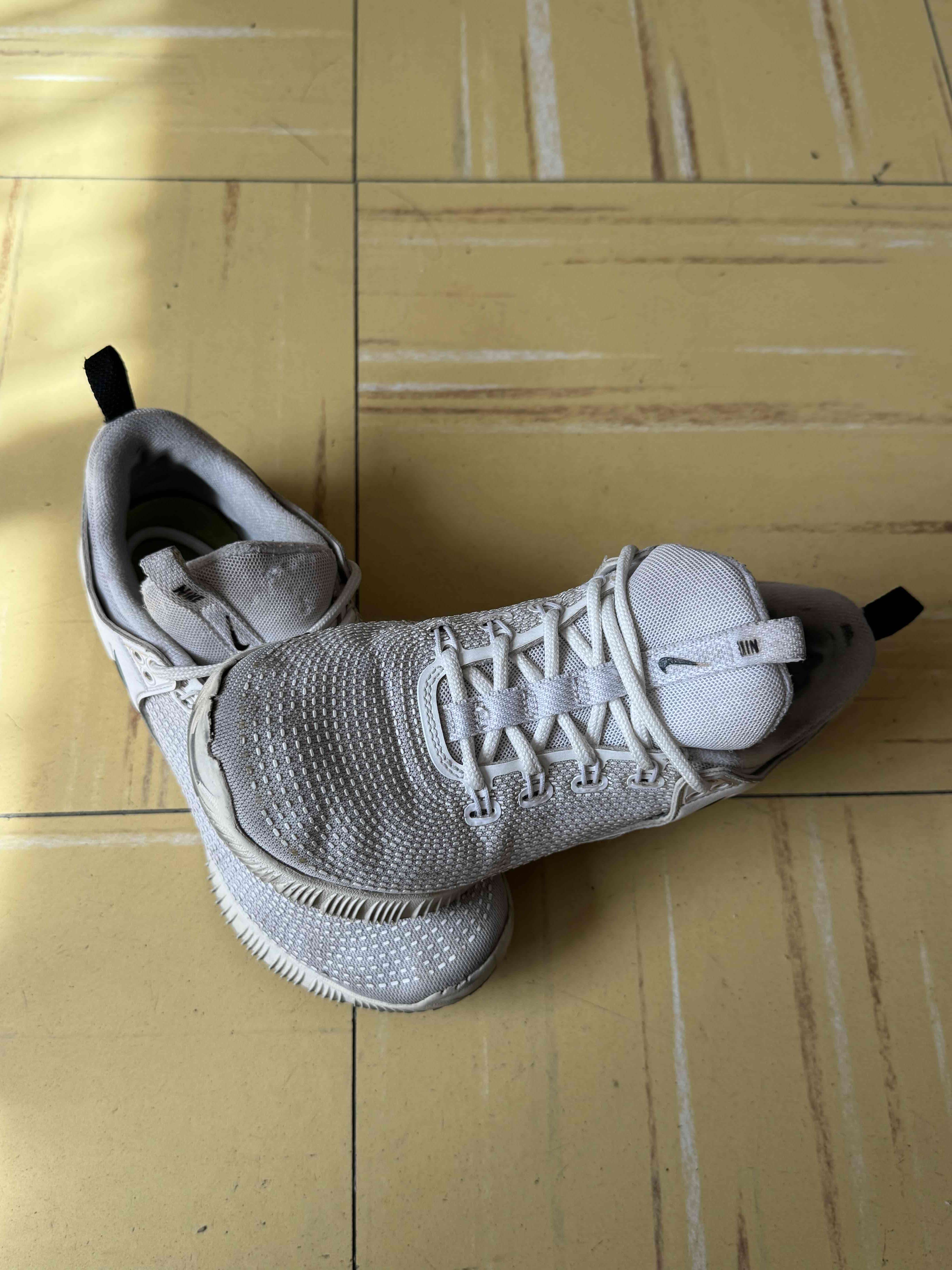 Zapatillas deportivas blancas Nike talla 37 - miniatura 2