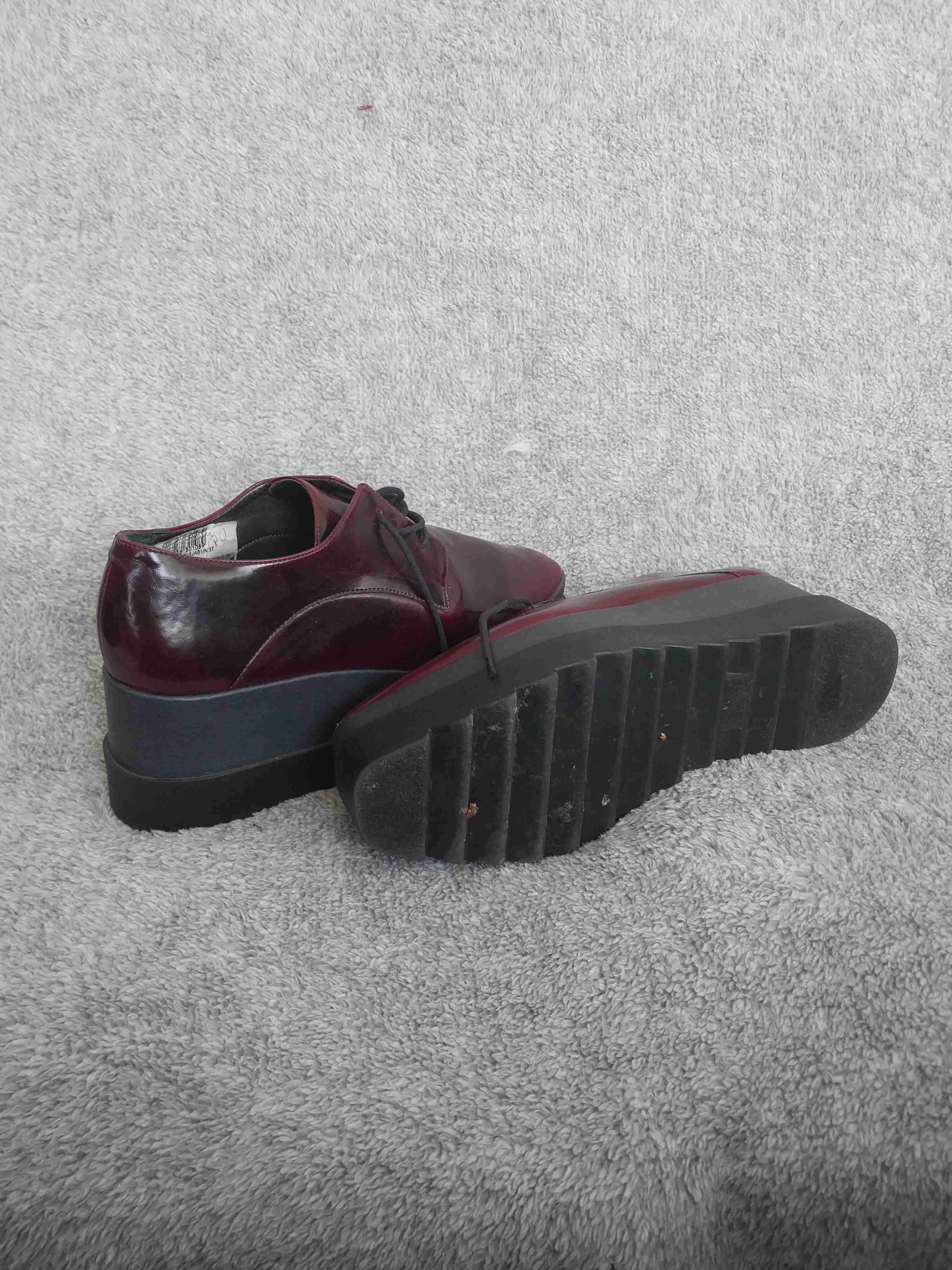 Zapatos burdeos con plataforma Prüne - miniatura 2