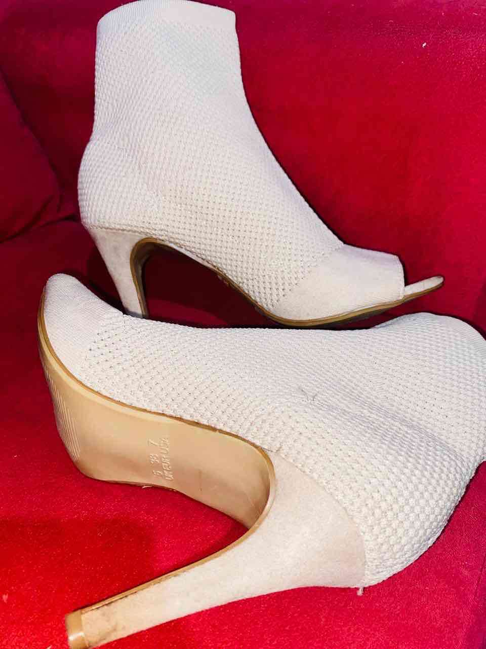 Botines altos color crema - miniatura 3