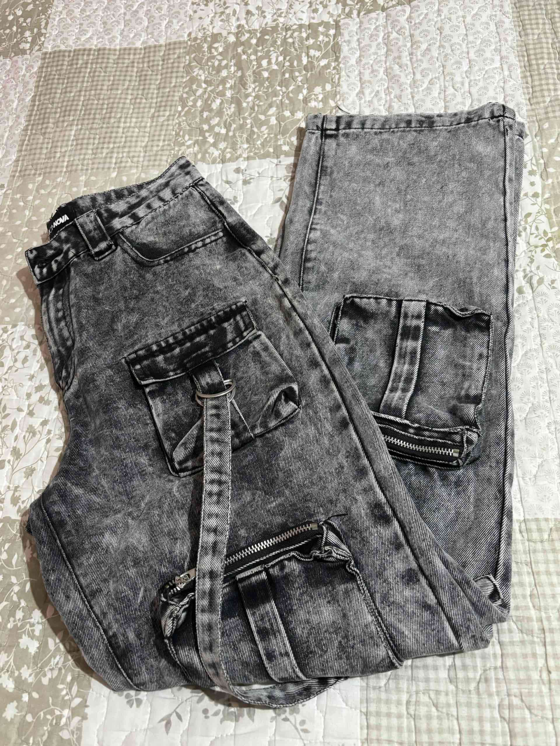 Pantalones cargo Fashion Nova