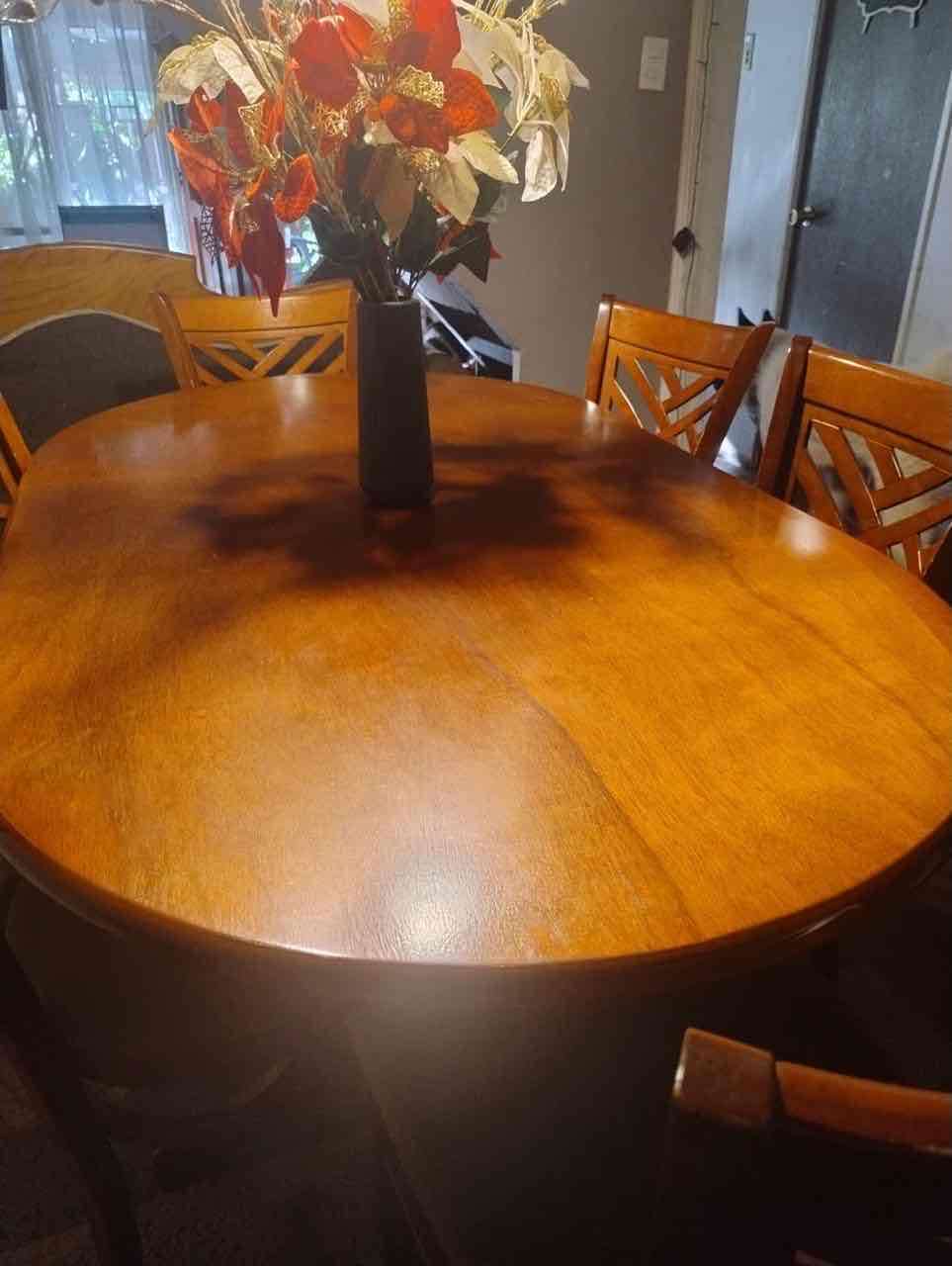 Mesa comedor madera sin sillas