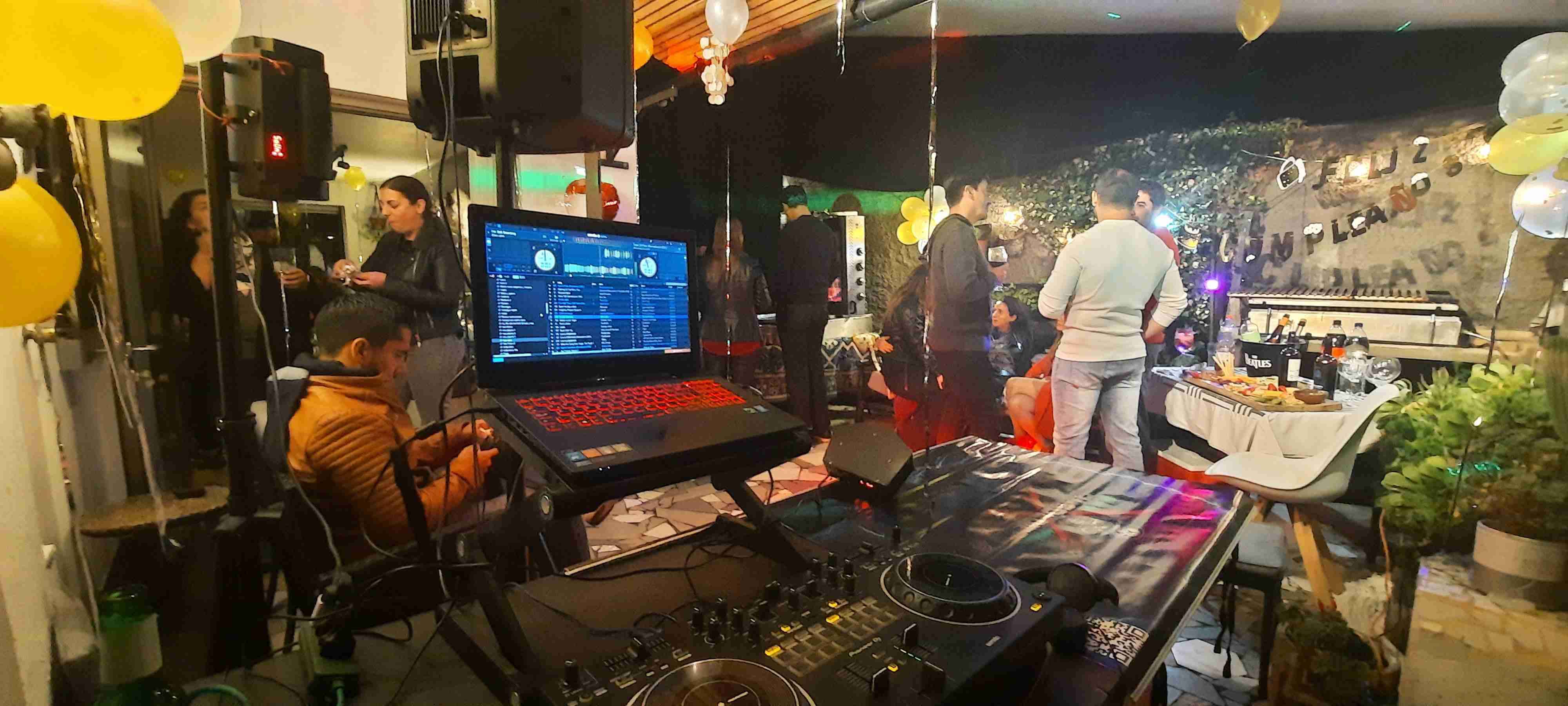 Set de DJ para fiestas