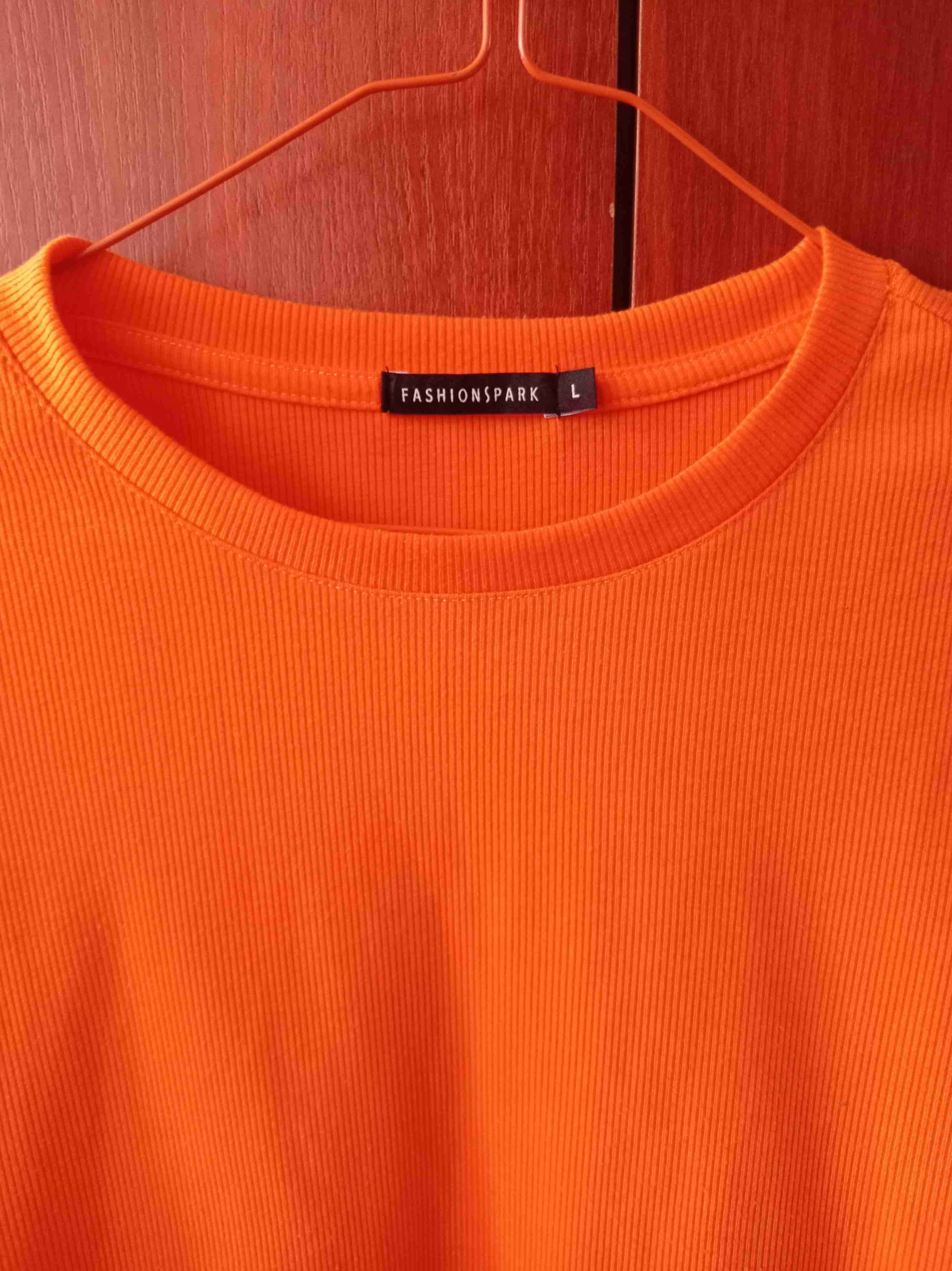 Crop top naranja manga larga - miniatura 3
