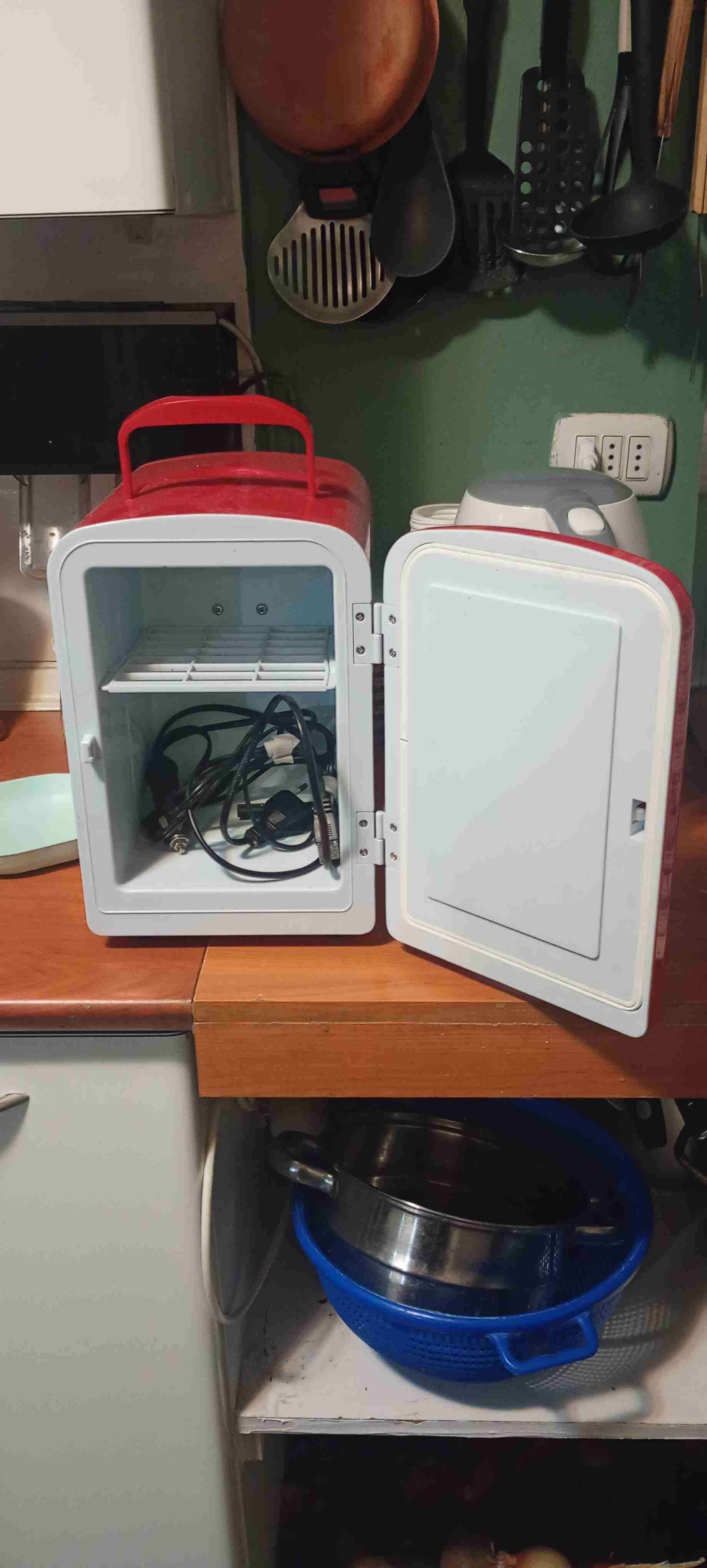 Mini refrigerador Coca-Cola rojo - miniatura 2