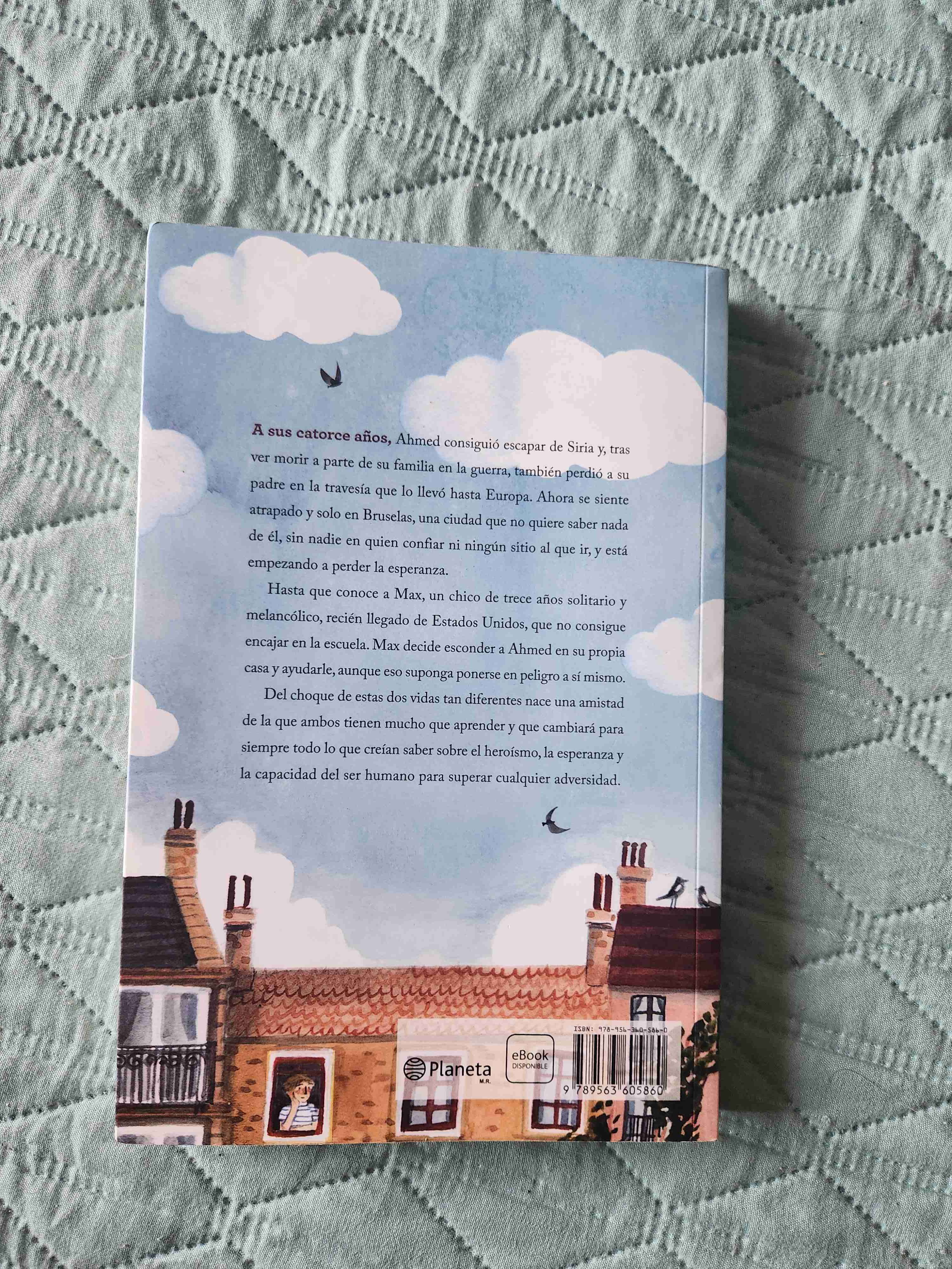 Libro 'Un Lugar en el Mundo' - miniatura 2