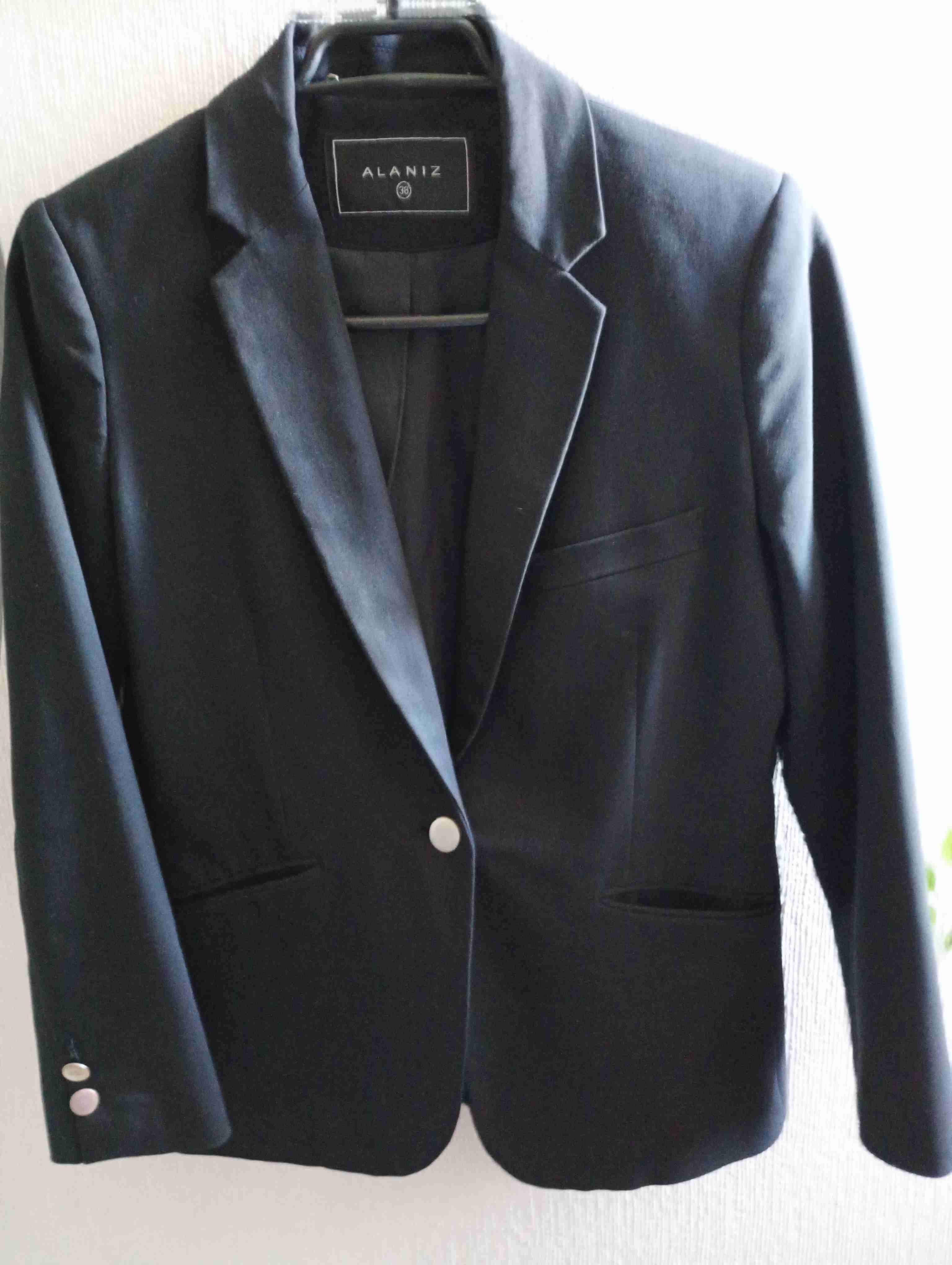 Blazer negro Alaniz