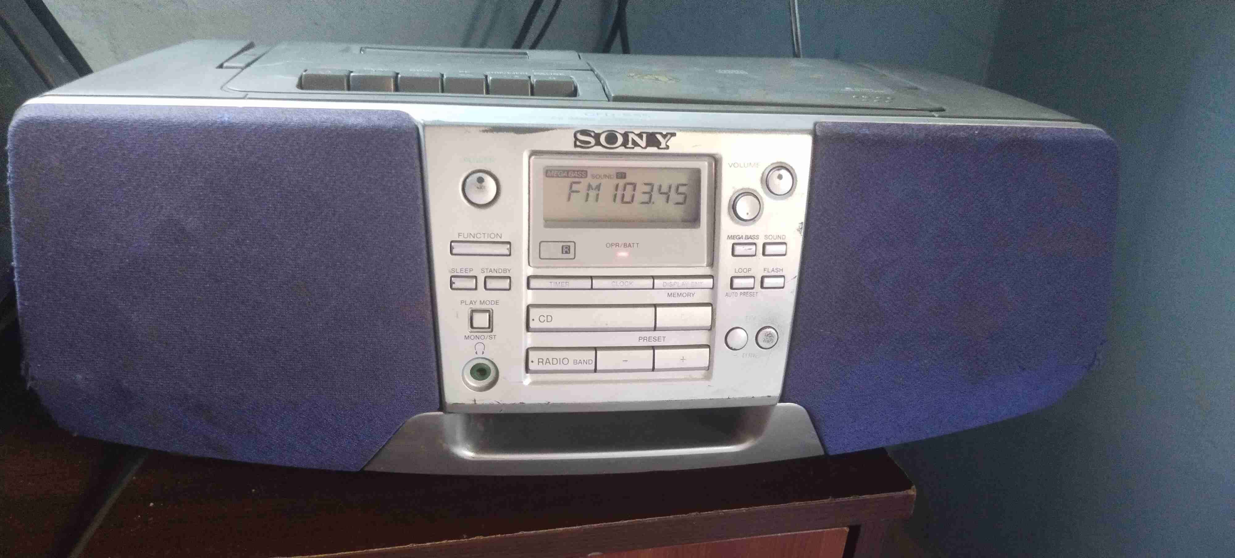 Vintage Radio CD Cassette Sony CFD-S55 - miniatura 2