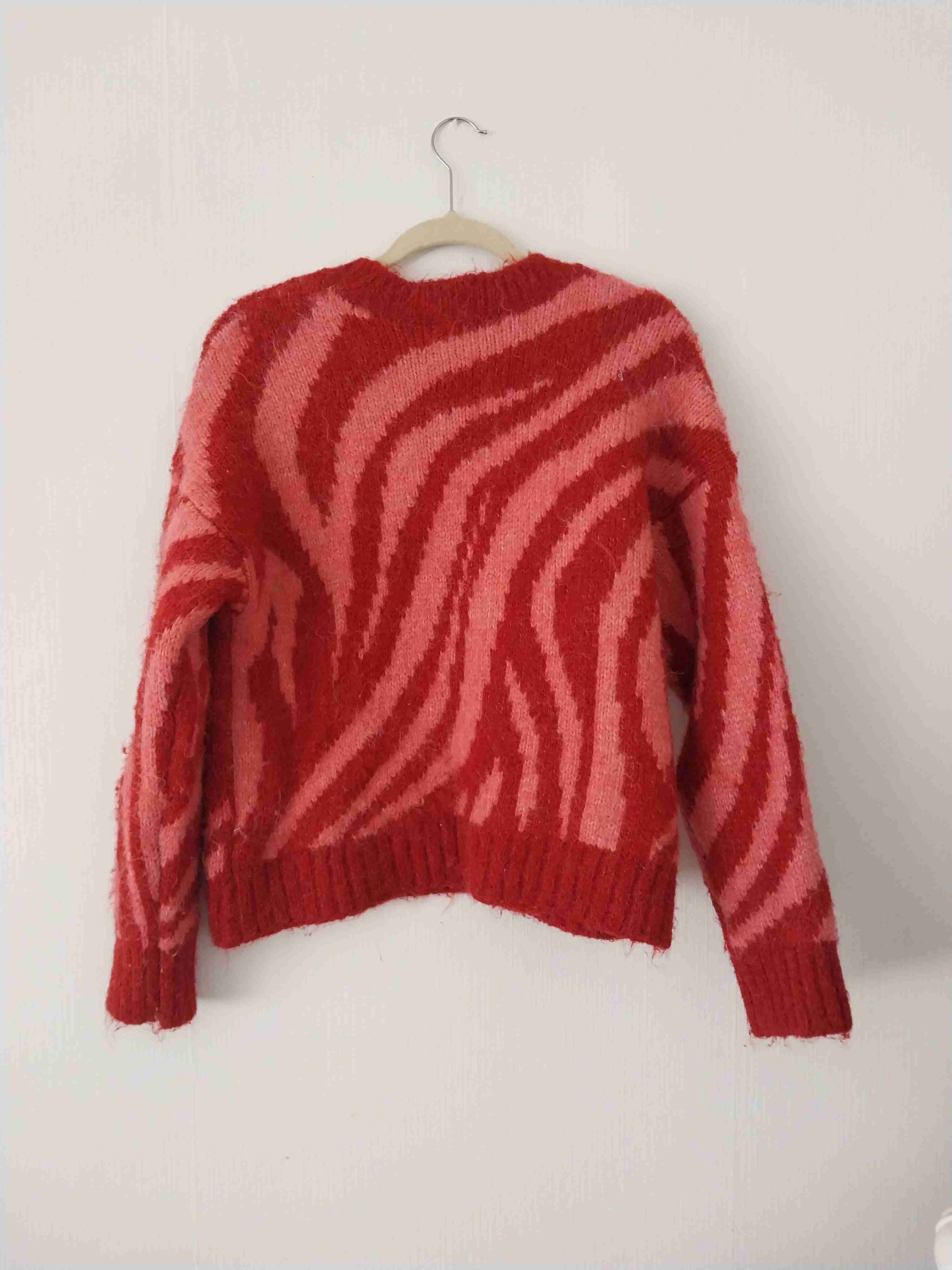 Chaleco rojo y rosa - miniatura 2