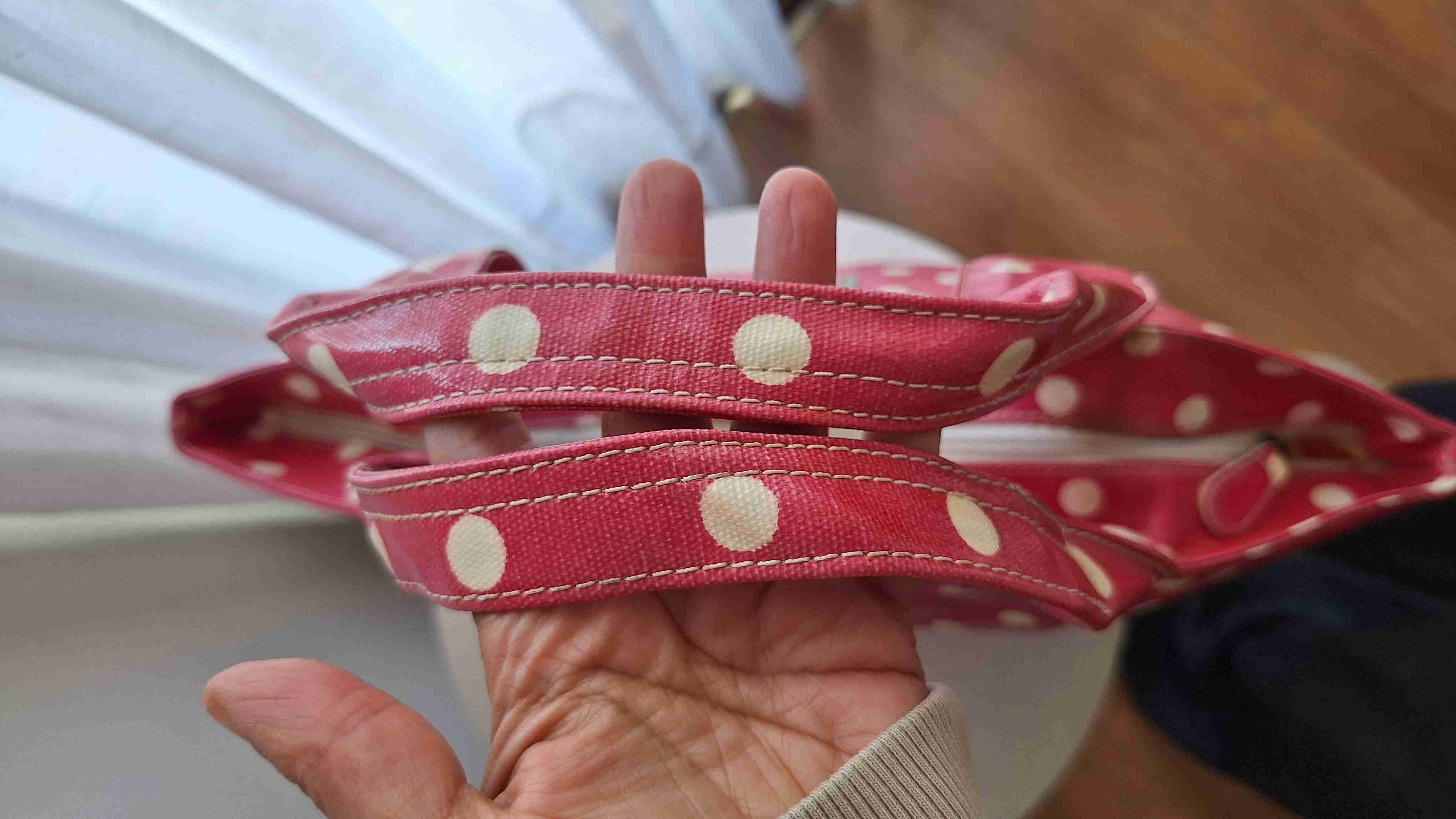 Bolso fucsia de lunares - miniatura 6