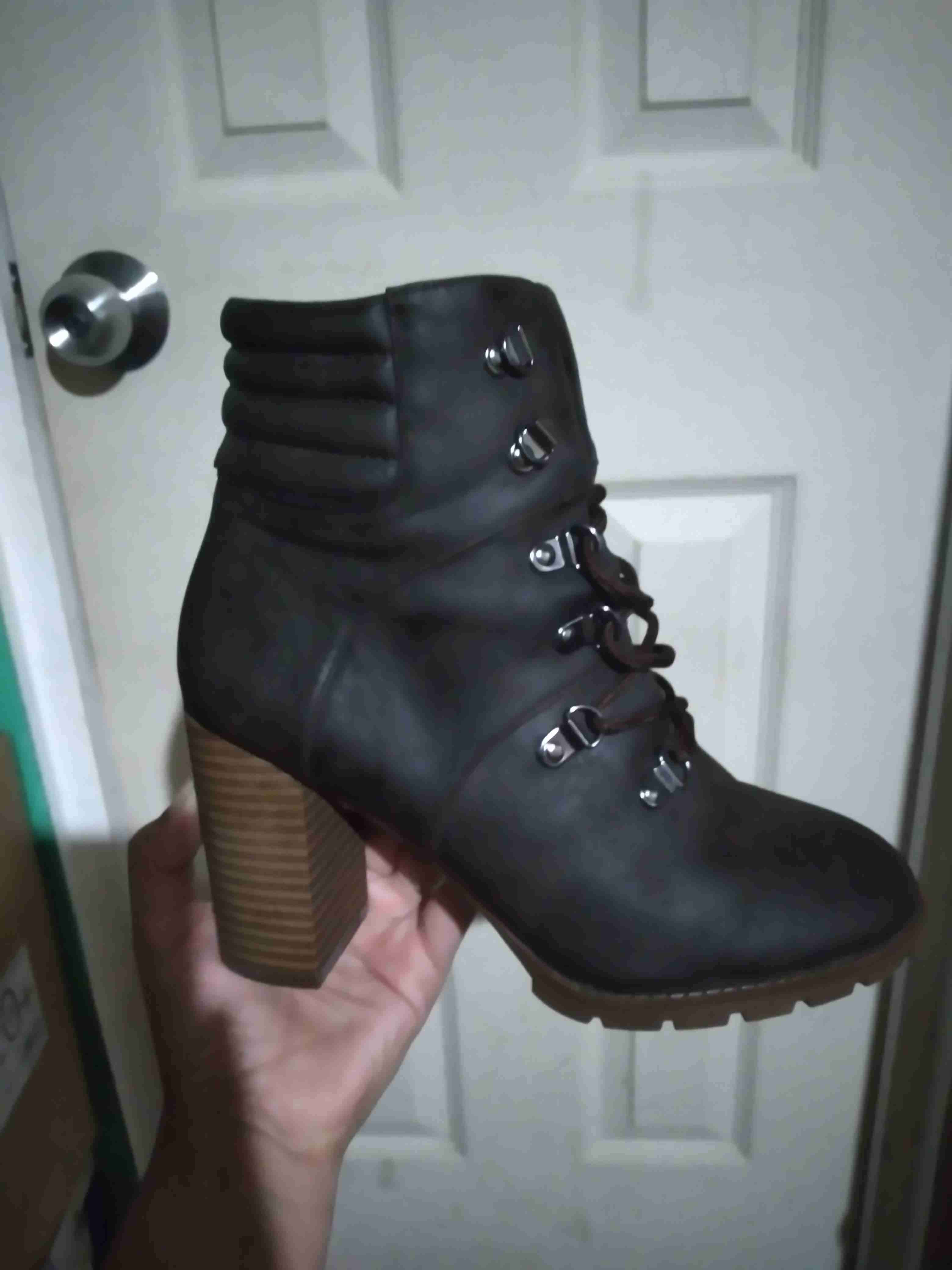 Botines cafes de taco alto