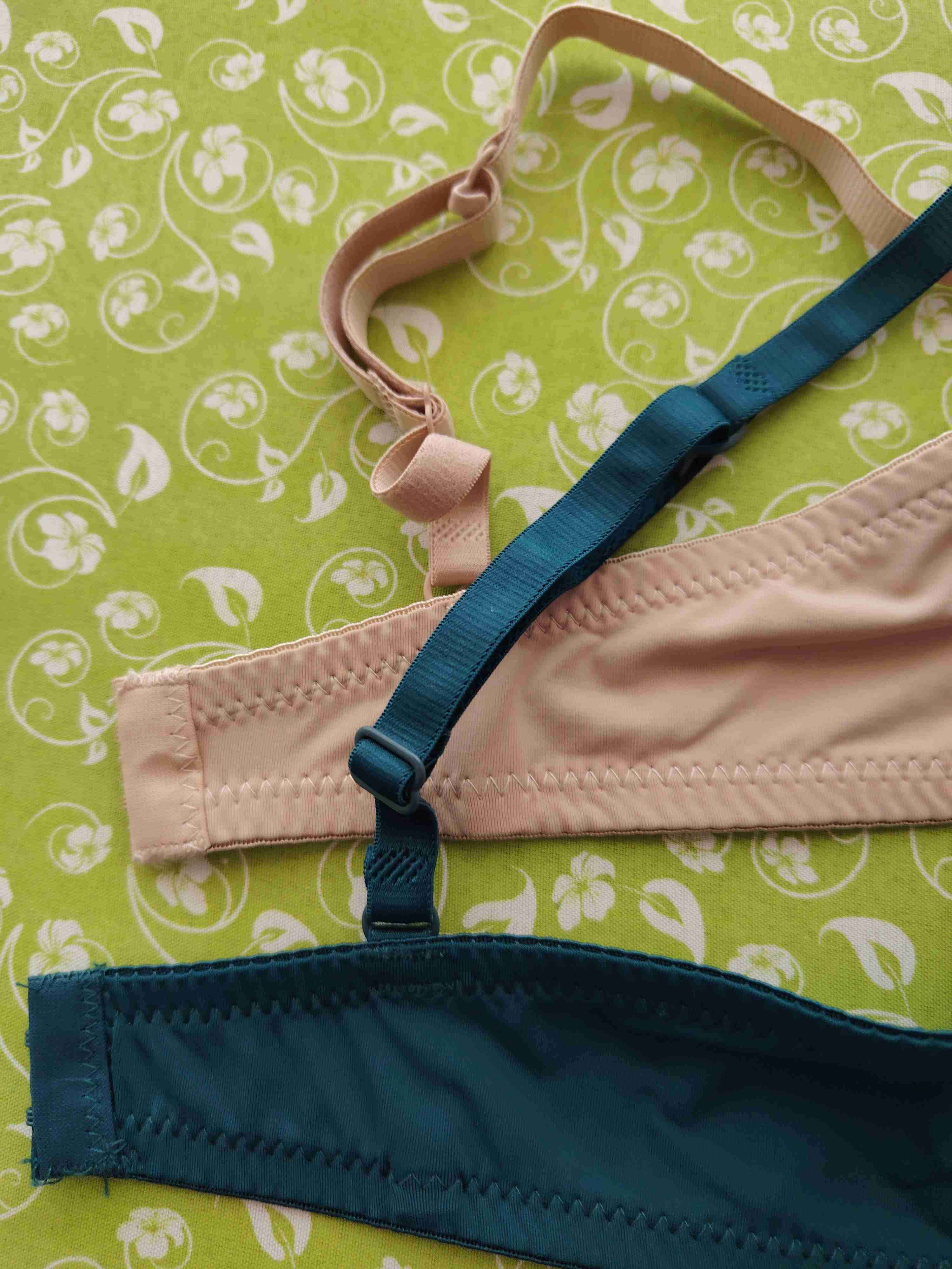 Sujetadores beige y verde 34B - miniatura 3