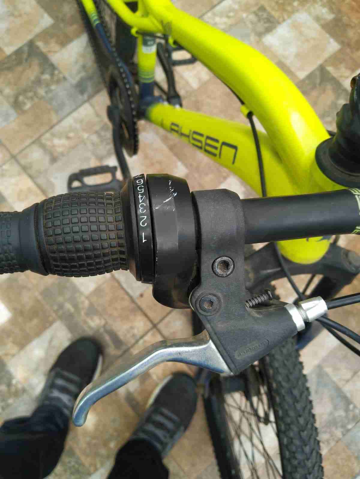 Bicicleta montaña Lahsen amarilla aro 20 - miniatura 4