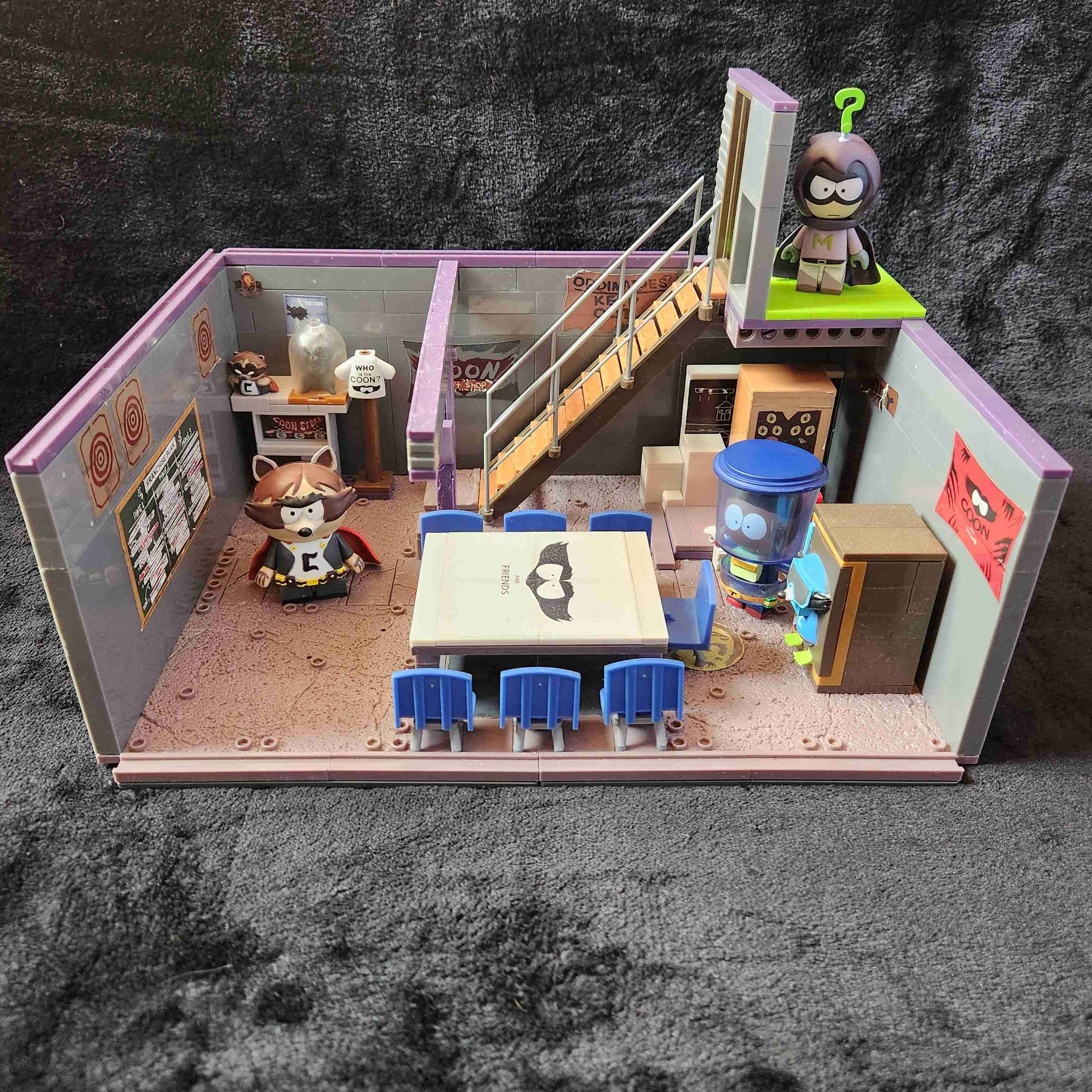 Figura Mcfarlane south park lego sótano de cartman