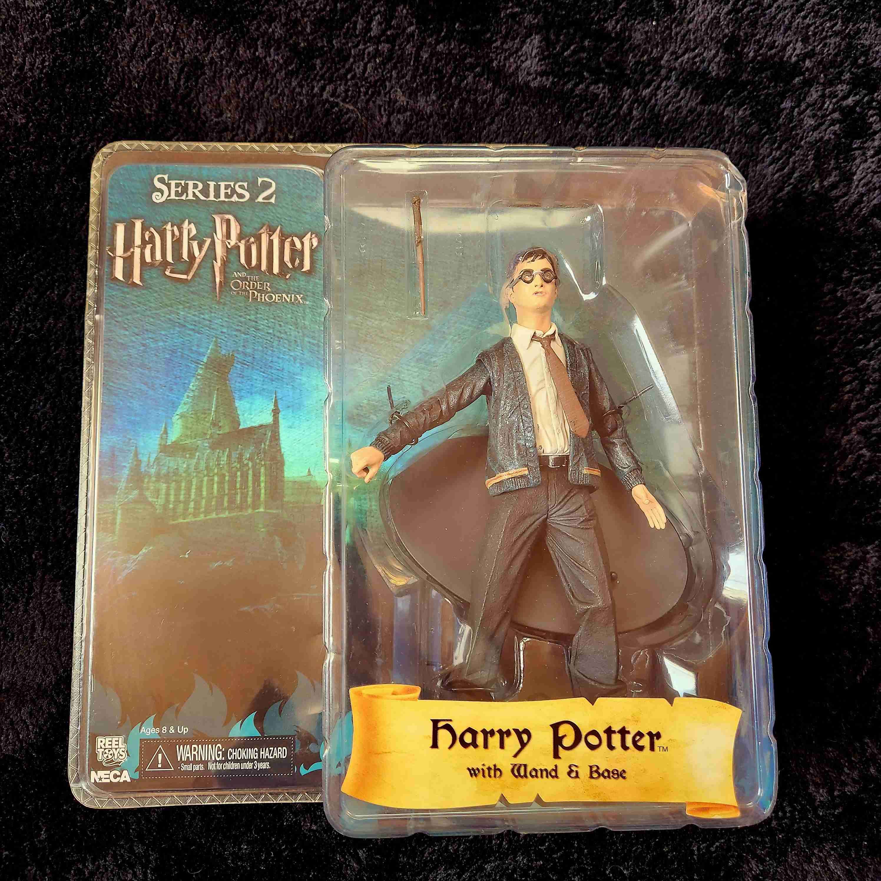 Figura Harry Potter con varita, Neca original