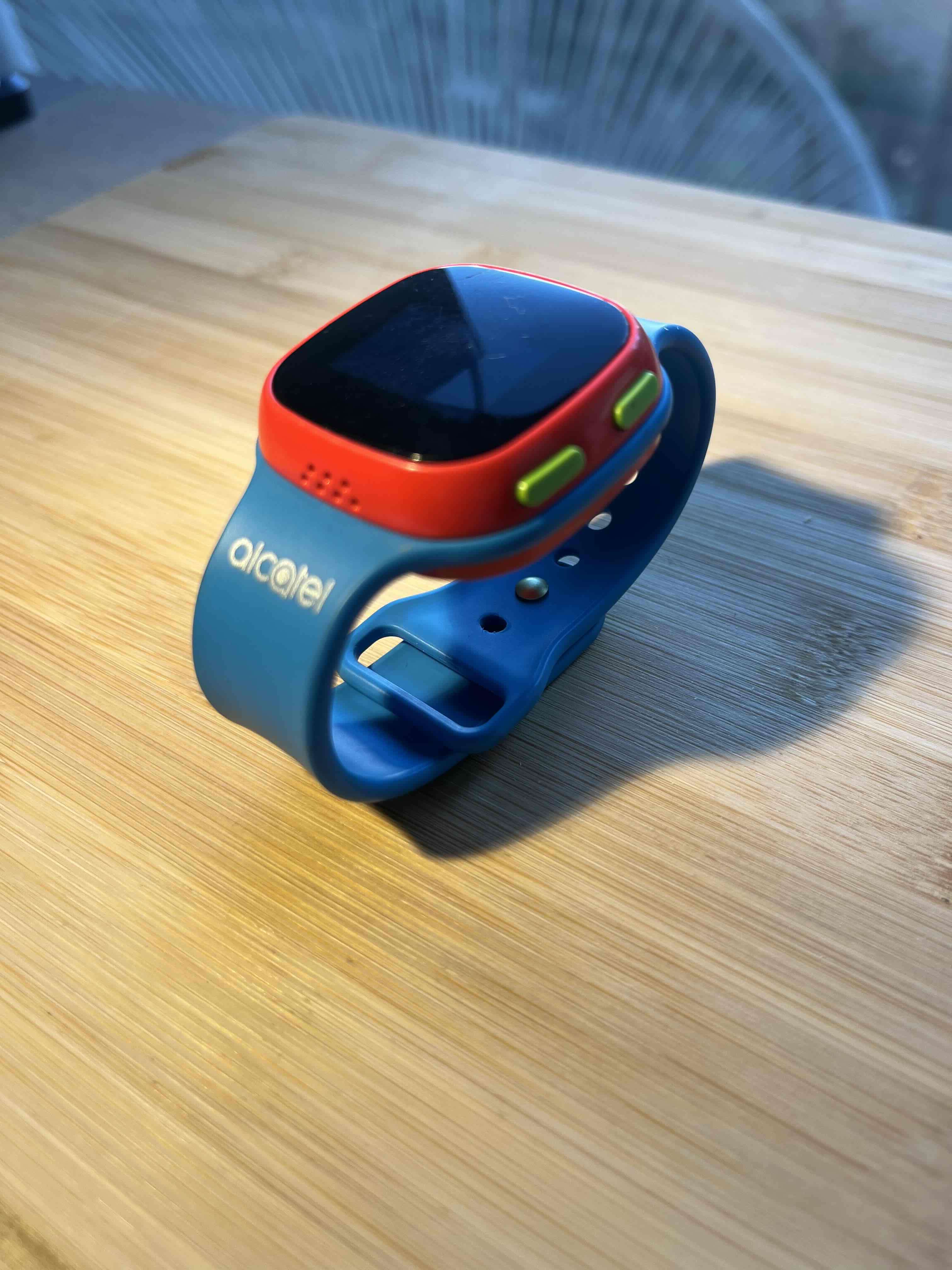 Smartwatch Alcatel Movetime Kids SW10 Sin cargador