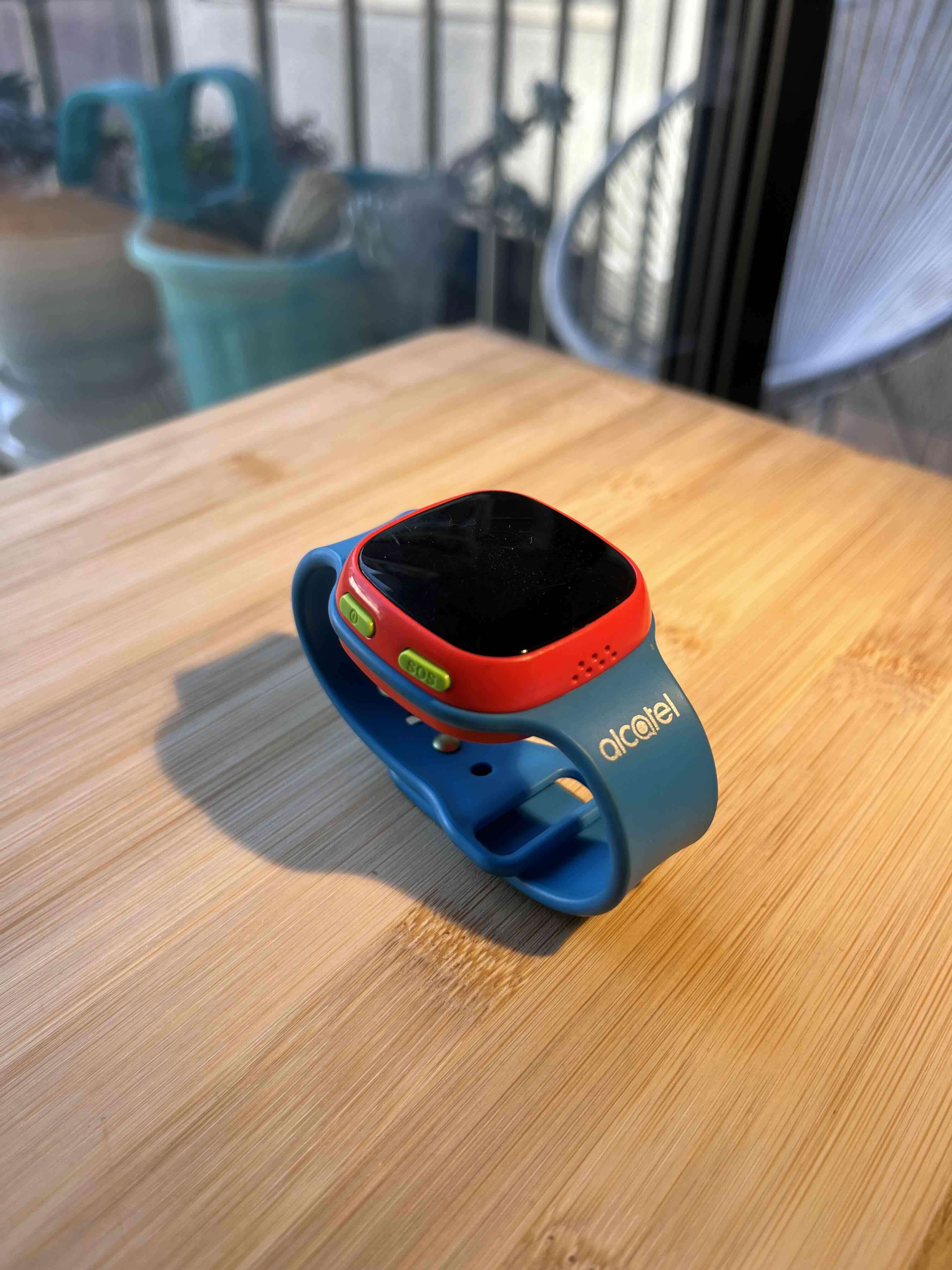 Smartwatch Alcatel Movetime Kids SW10 Sin cargador - miniatura 2