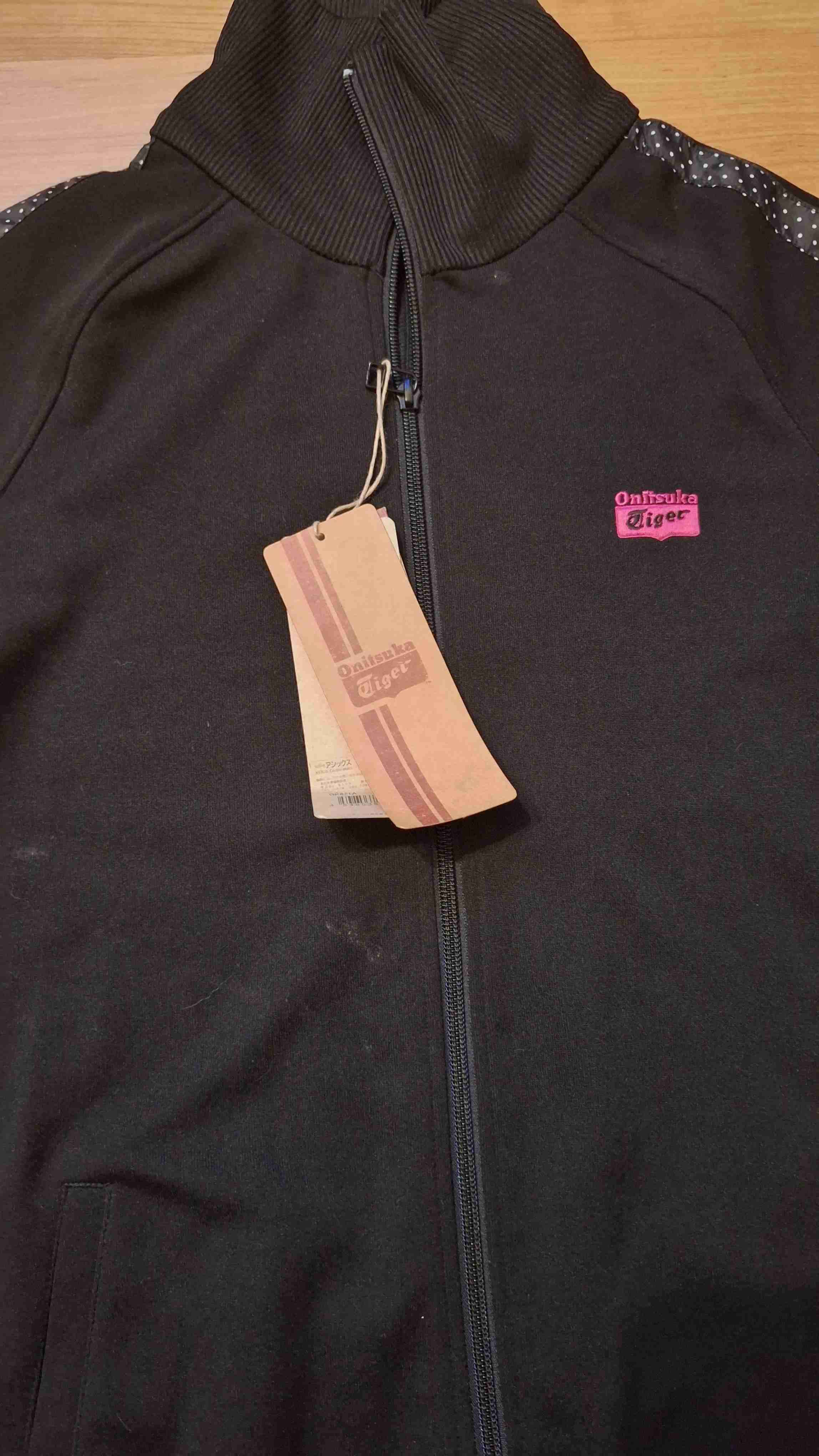 Polerón negro con cremallera nuevo - miniatura 2