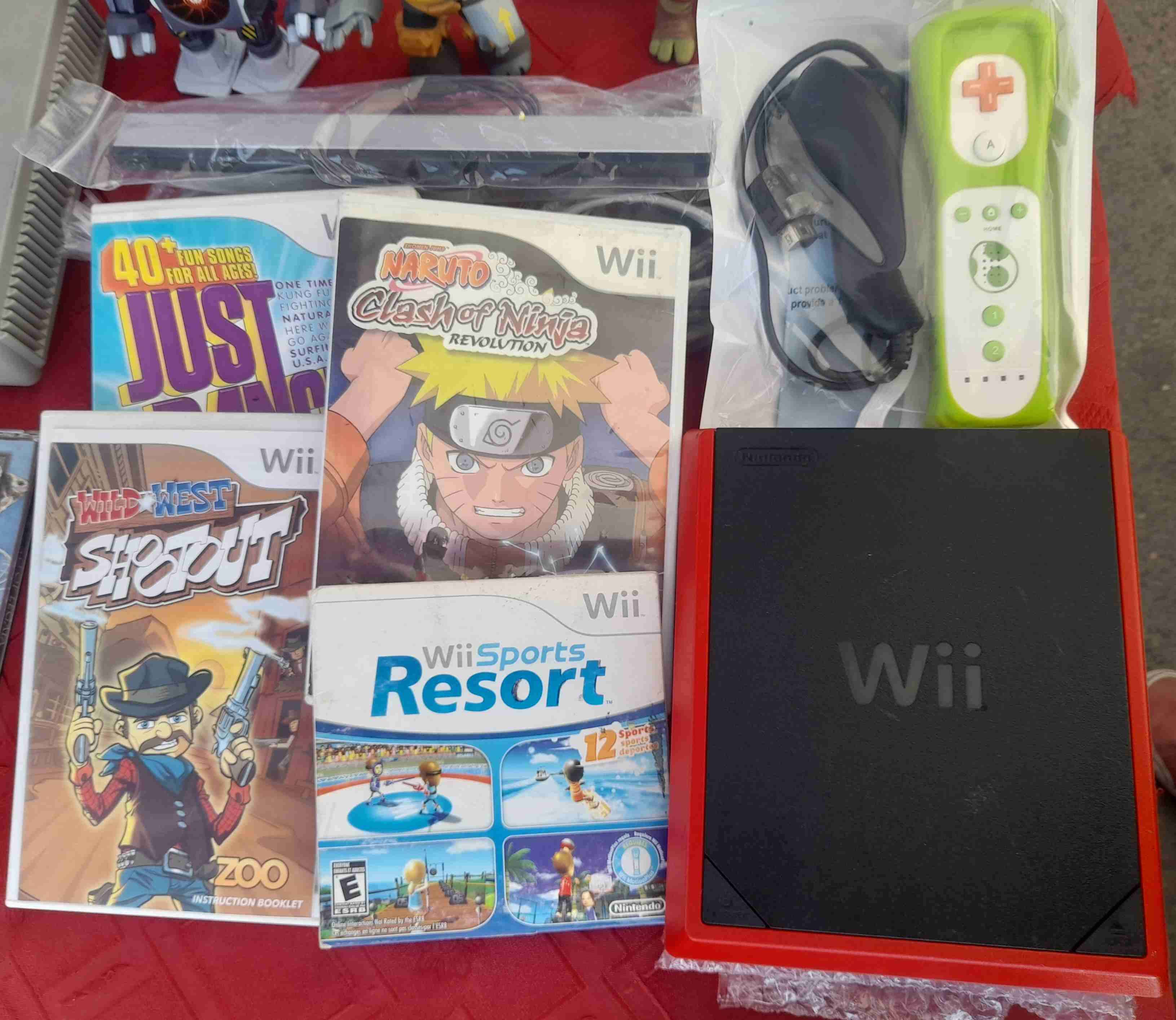 Consola Wii mini con juegos