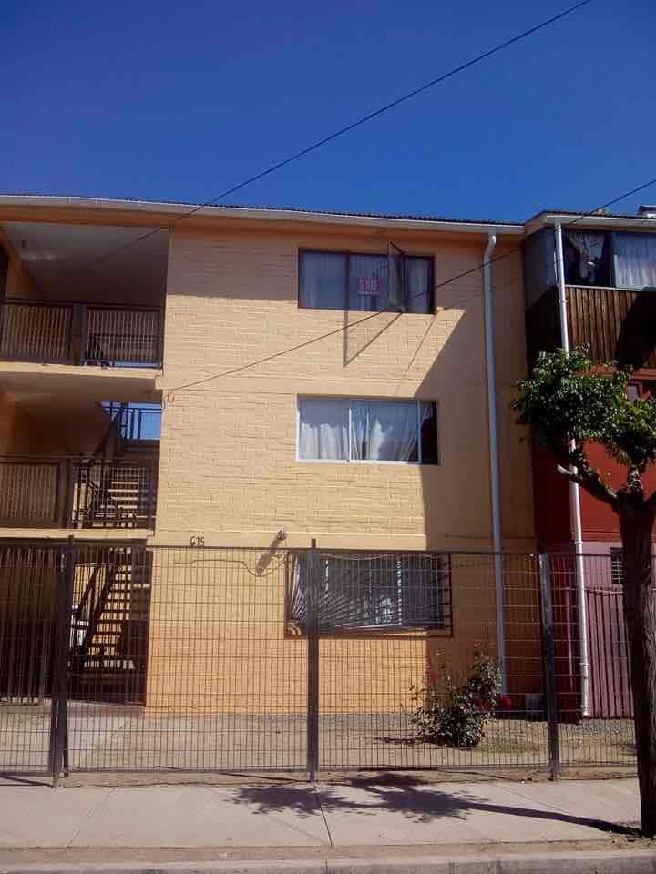 Se vende departamento en San Felipe.