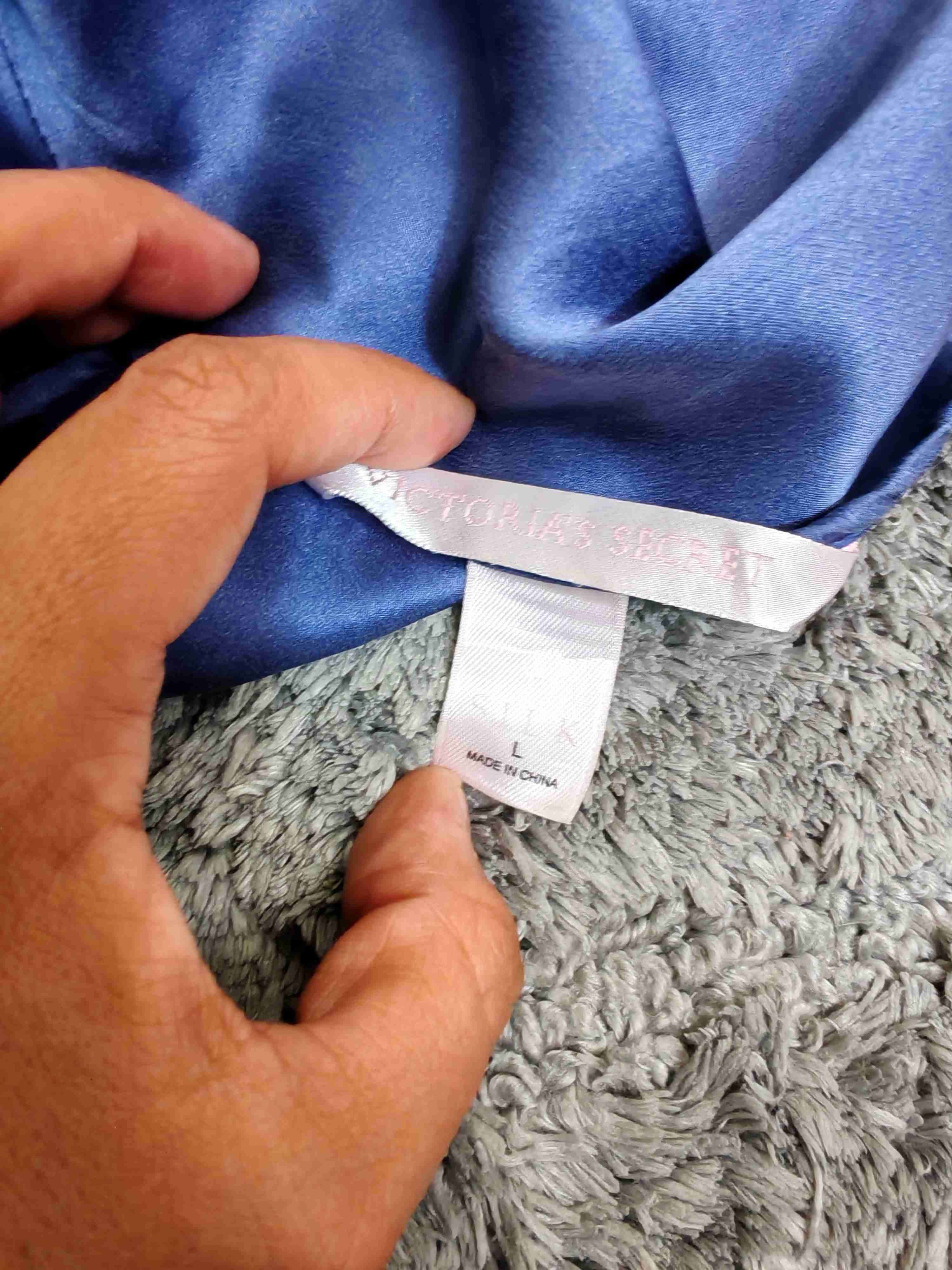 camisola Victoria's Secret satinado azul - miniatura 6