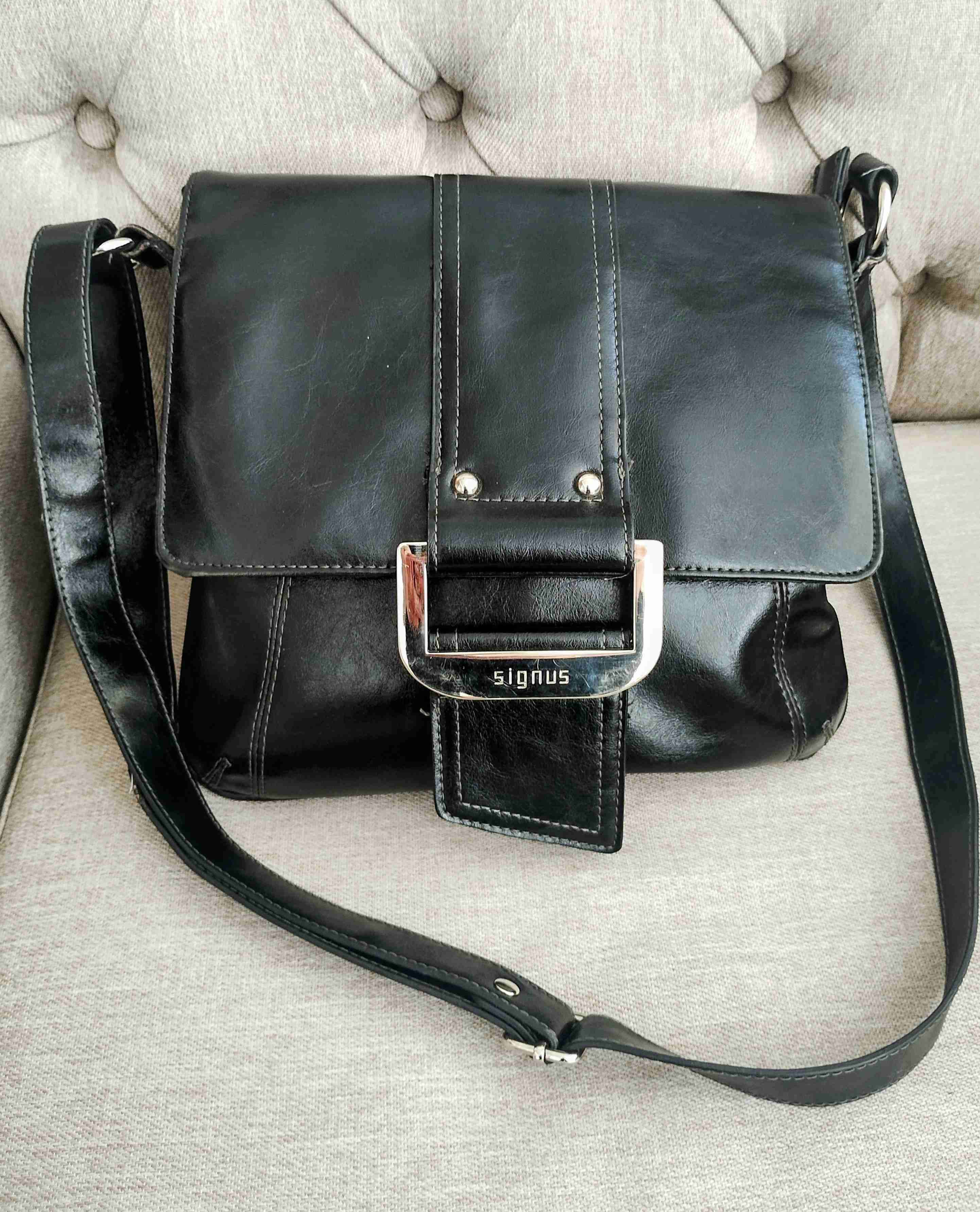 Bandolera negra de cuero sintético - miniatura 4