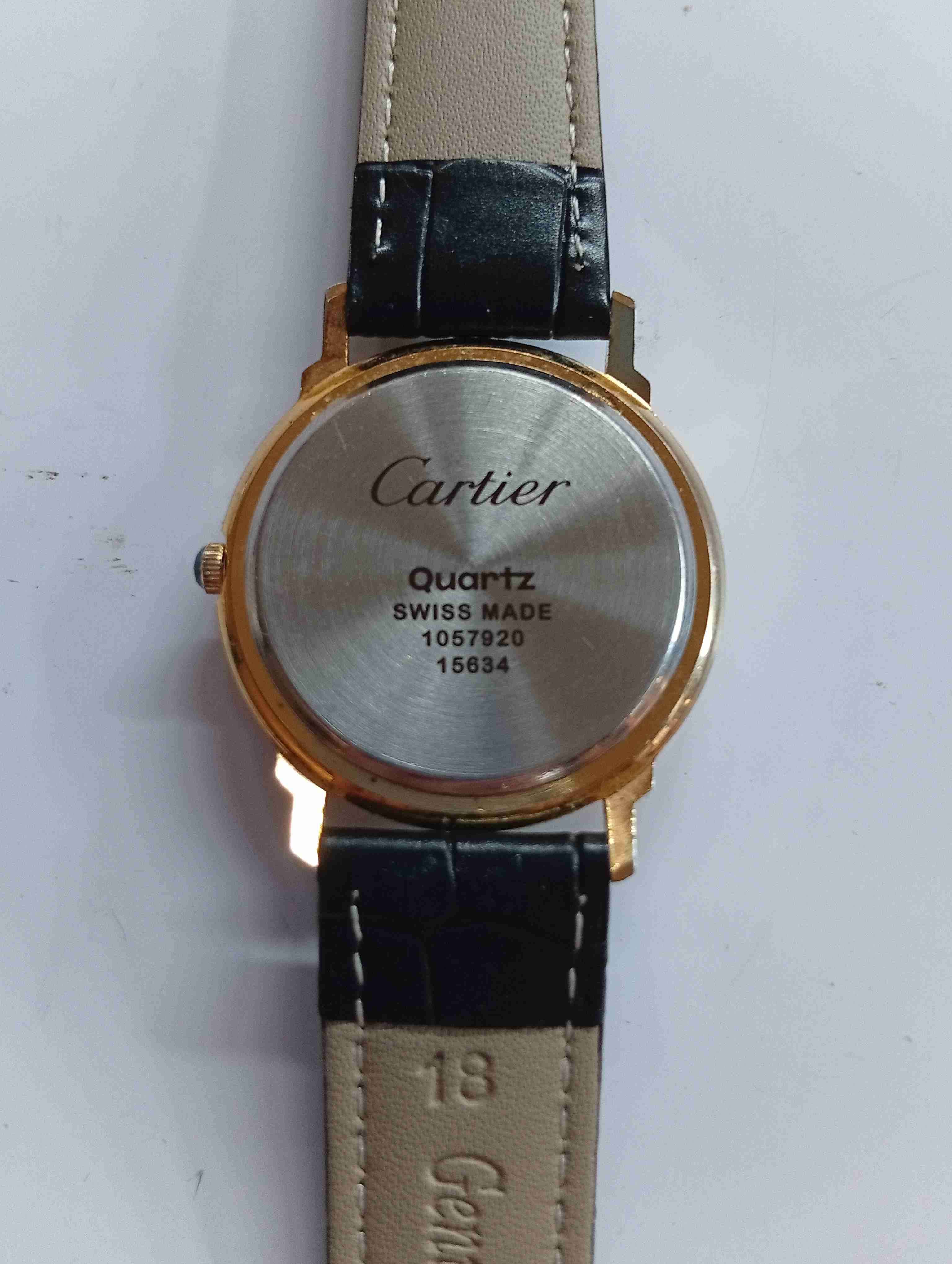 Reloj de pulsera dorado clásico cuarzo - miniatura 3