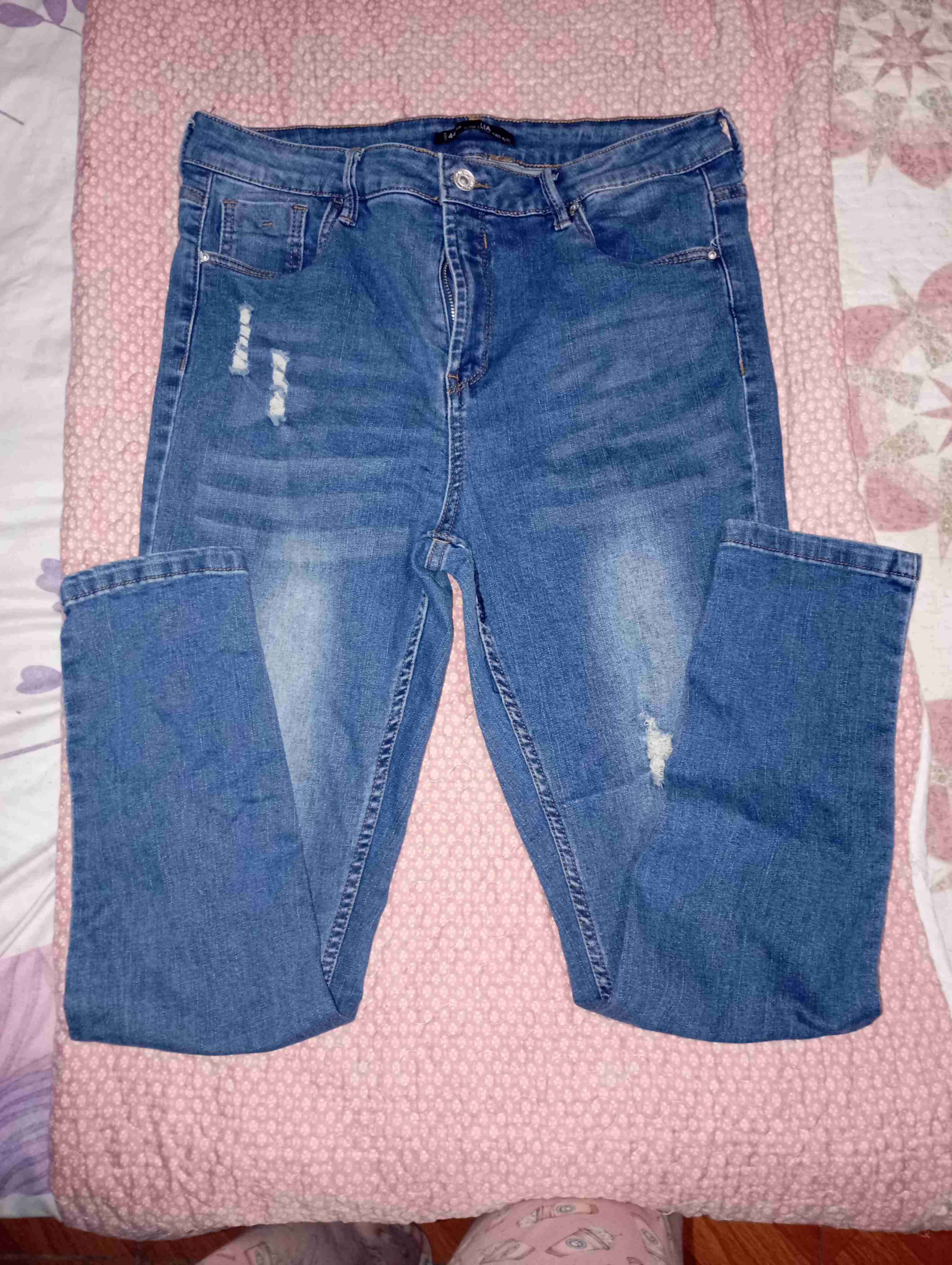 Jeans azul desgastado