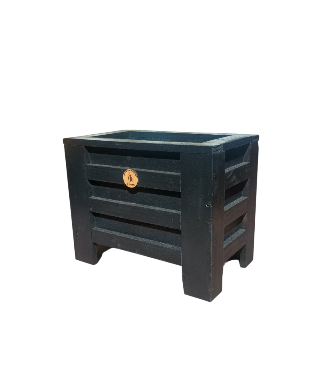 Macetero de madera negro