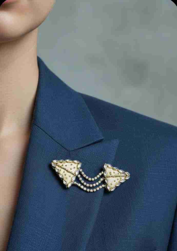 Prendedor punta flecha