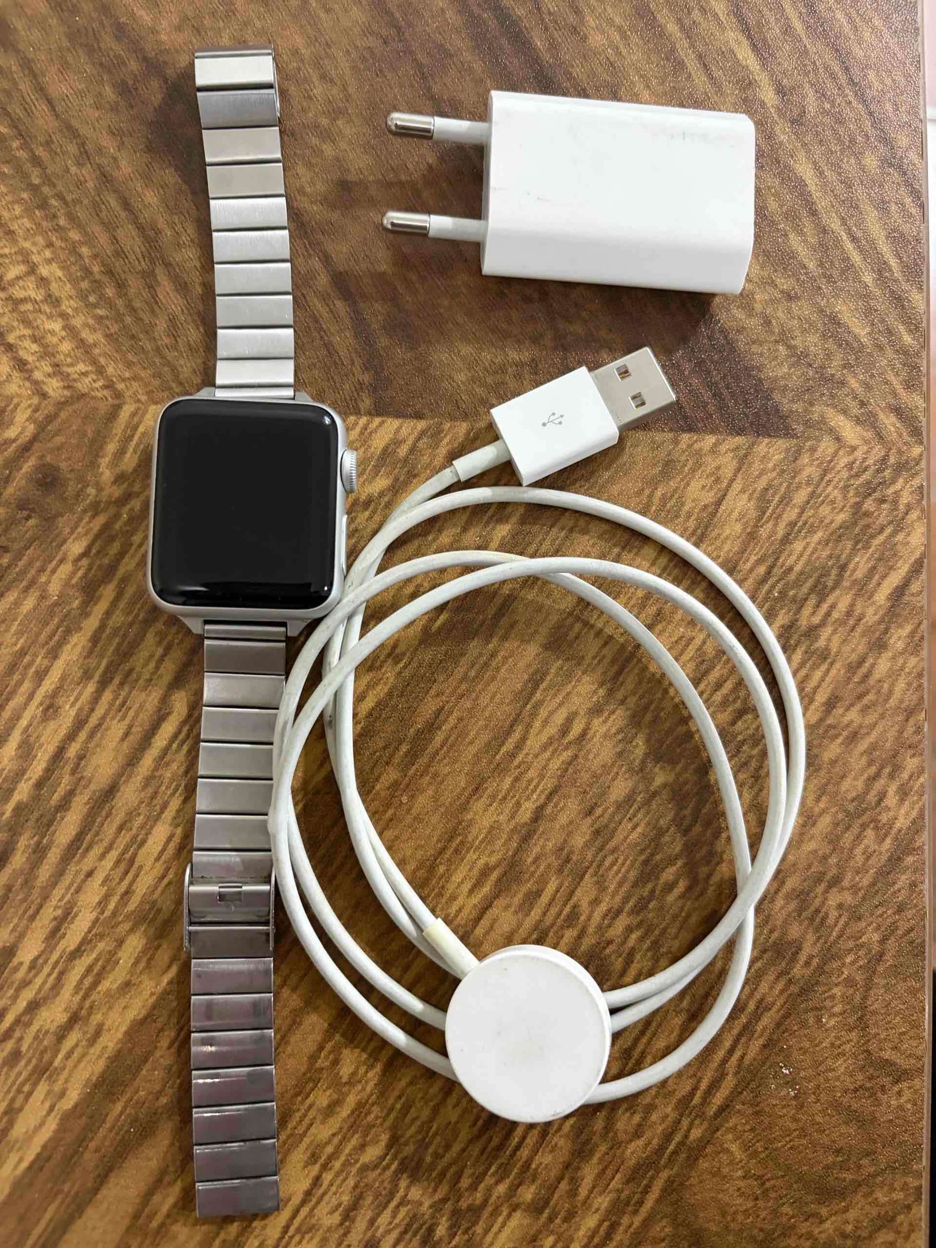 Reloj Applewatch con cargador - miniatura 2