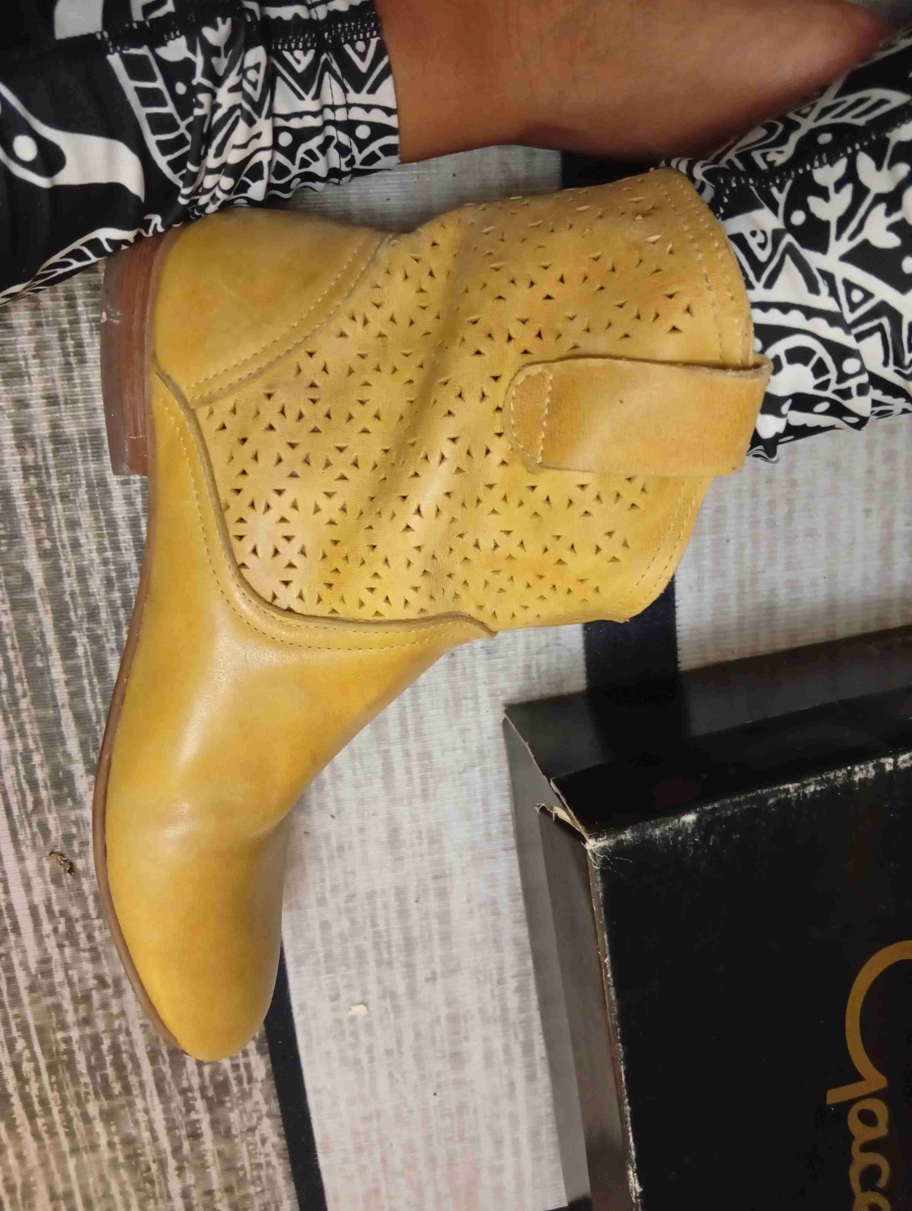 Botines rosados de cuero - miniatura 4