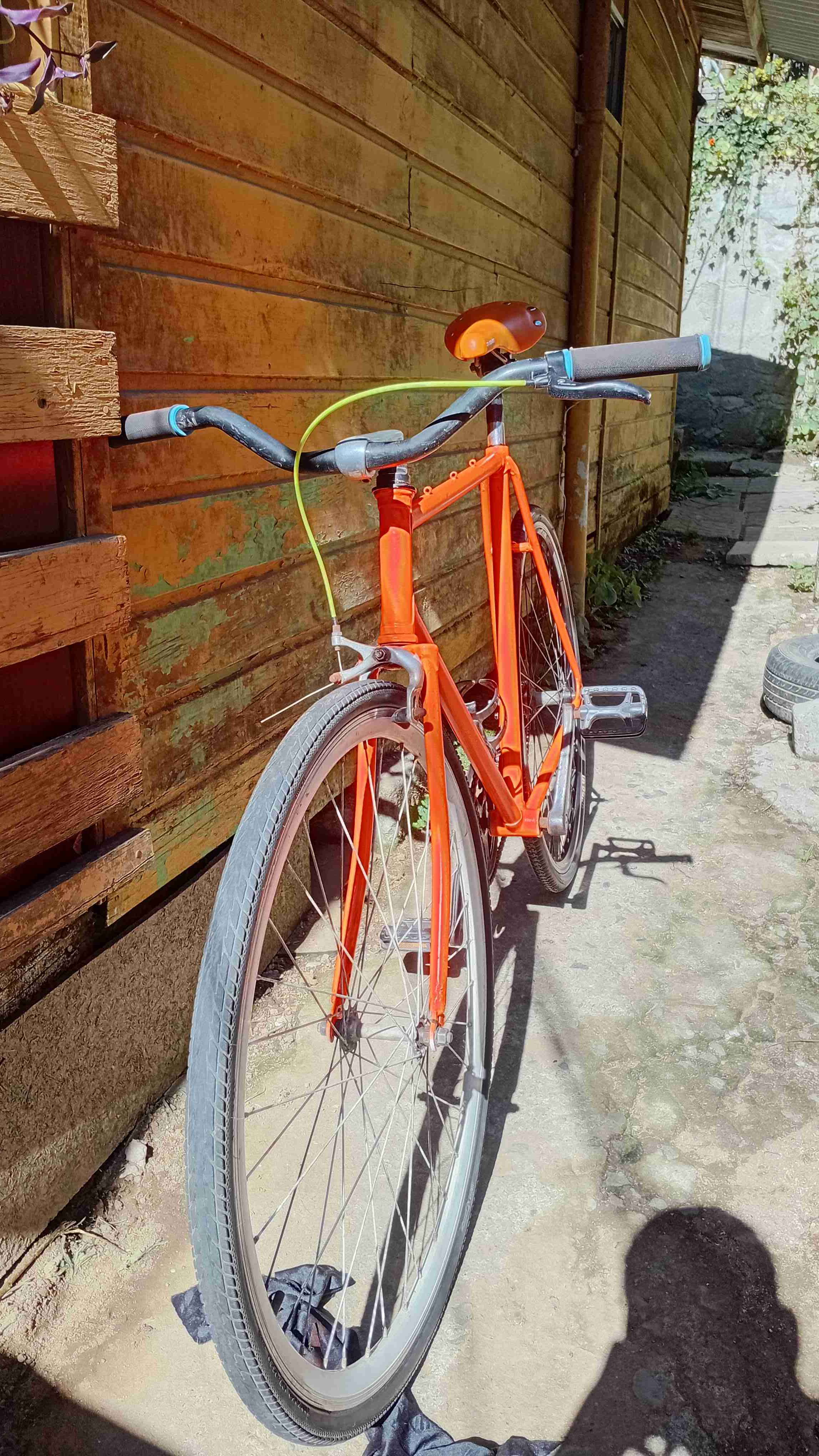 Bicicleta urbana naranja