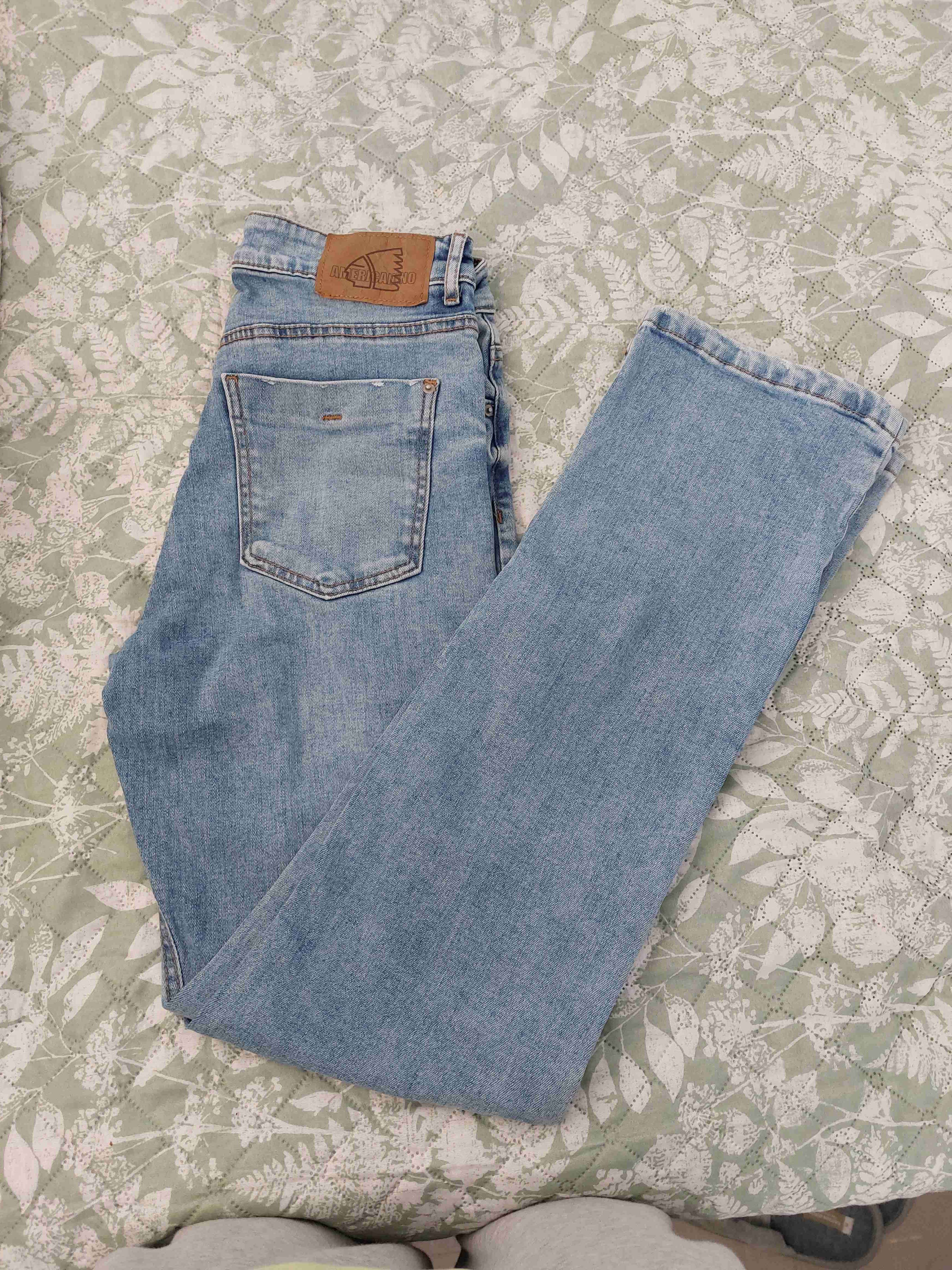 Jeans azul claro para mujer