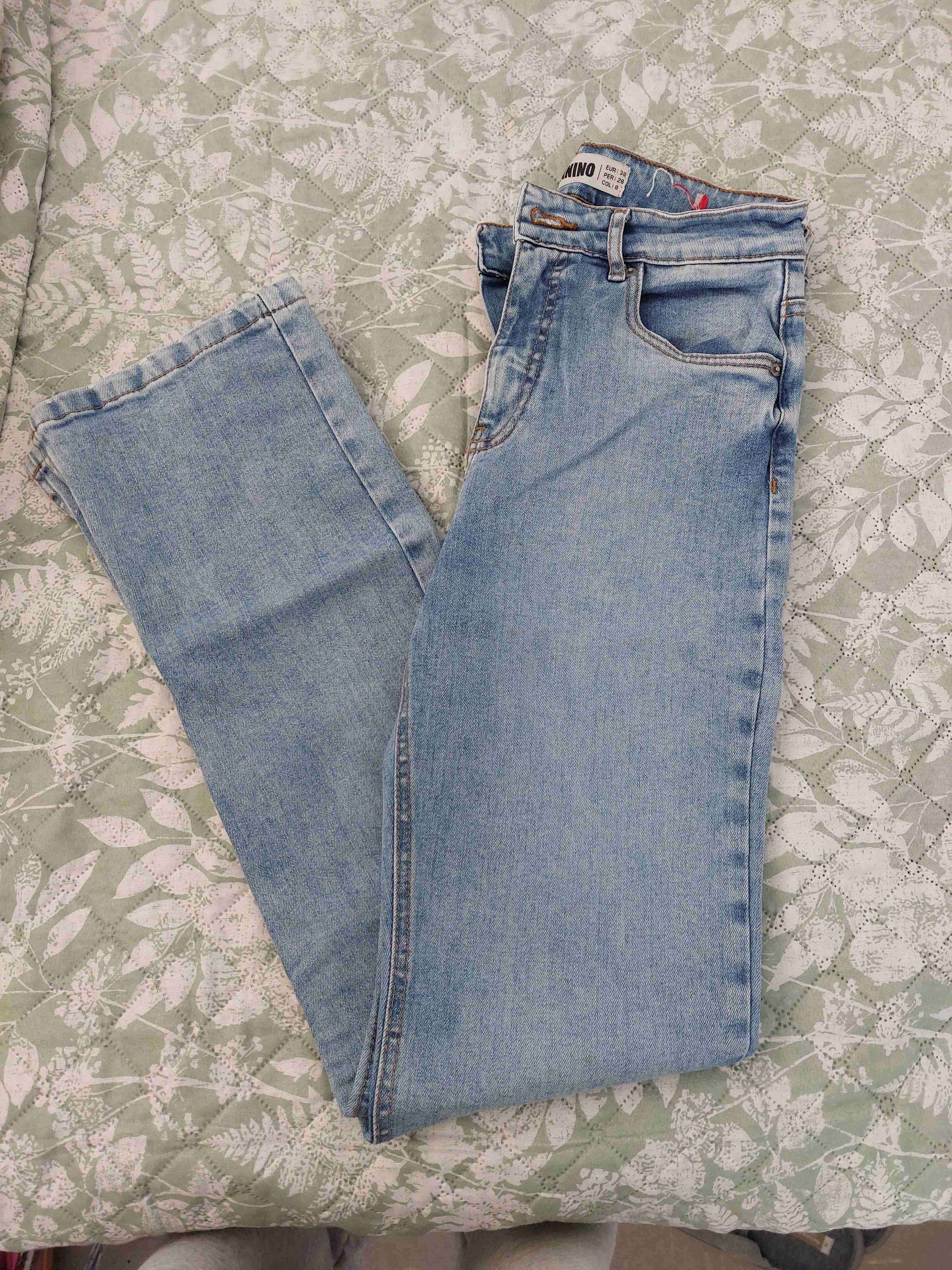 Jeans azul claro para mujer - miniatura 2