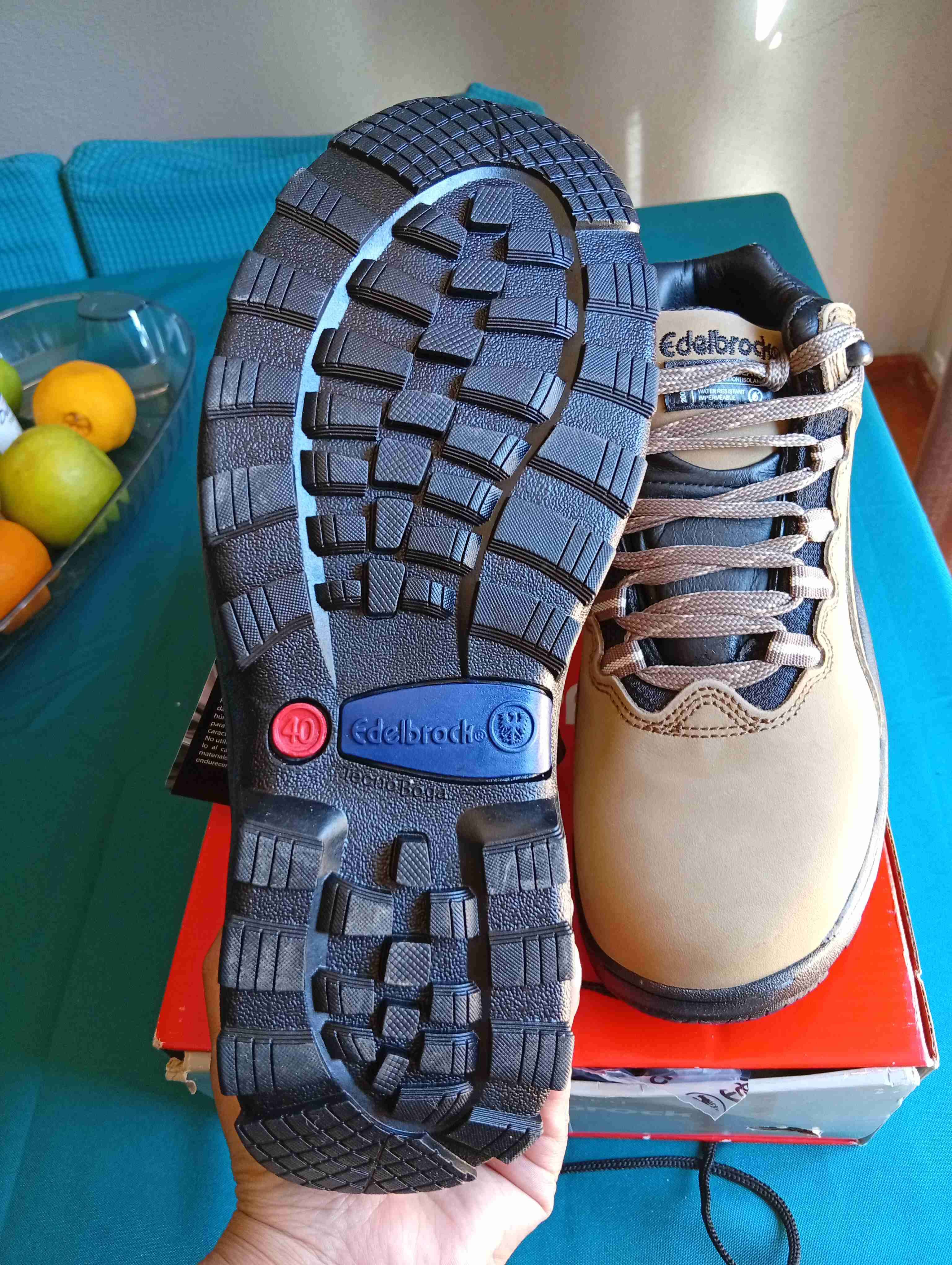 Zapato de seguridad nuevos - miniatura 2